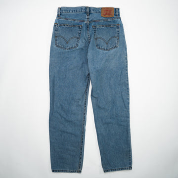 Vintage Blue Levi 550 Relax Fit Jeans (32 x 32) | Rebalance Vintage.