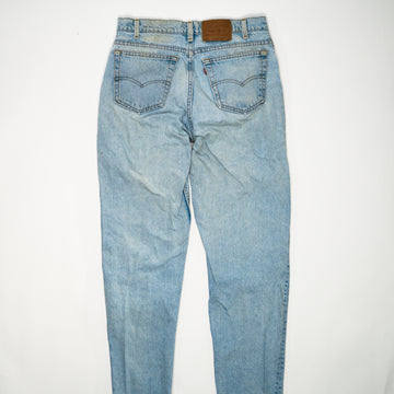 Vintage Washed Light Blue 550 Levi Jeans (34 x 32) | Rebalance Vintage.