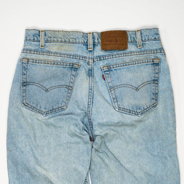Vintage Washed Light Blue 550 Levi Jeans (34 x 32) | Rebalance Vintage.