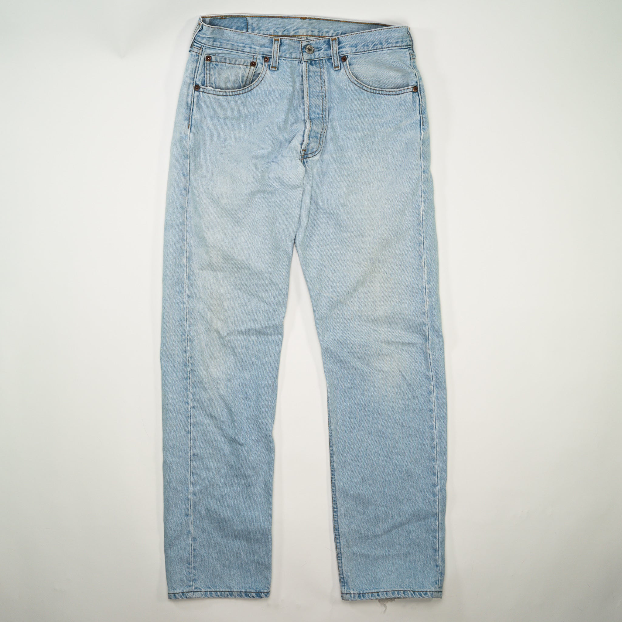 Vintage Faded Light Blue Levi 501 Jeans (32 x 32)