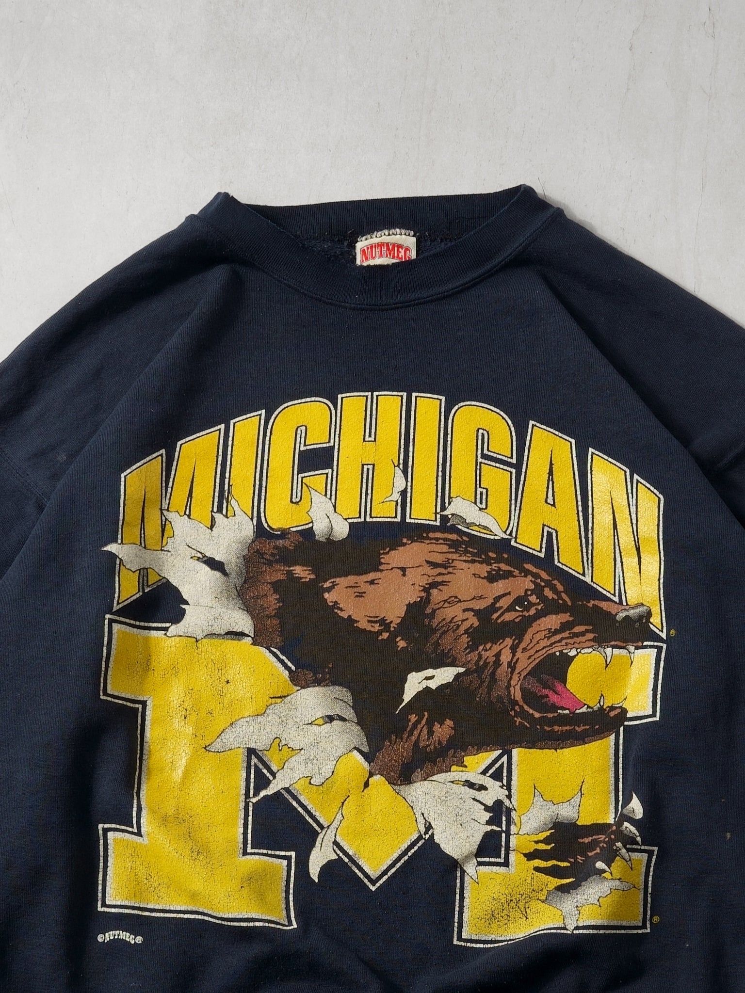 Vintage 90s Navy Blue Nutmeg Michigan Crewneck (L)