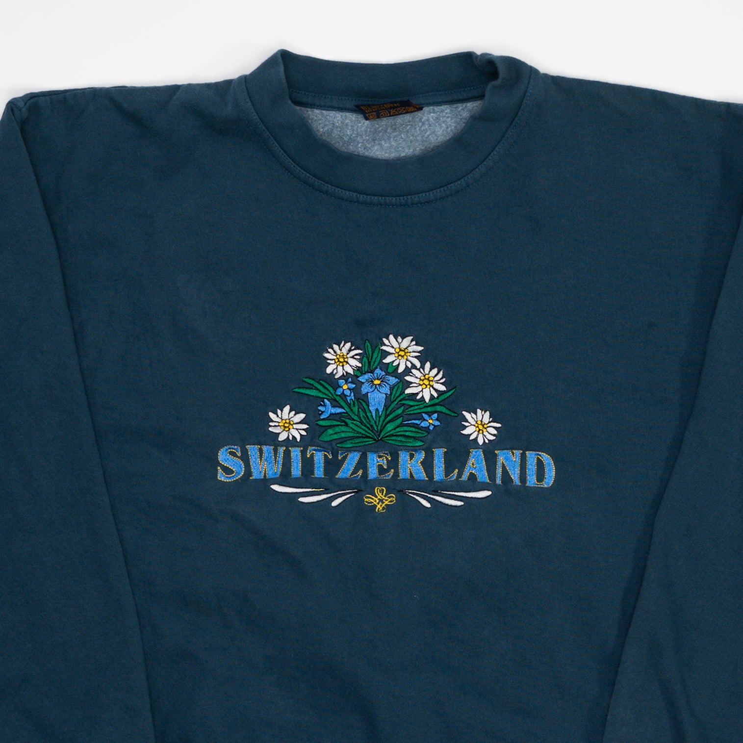 Vintage Blue Switzerland Flower Crewneck (L) | Rebalance Vintage.