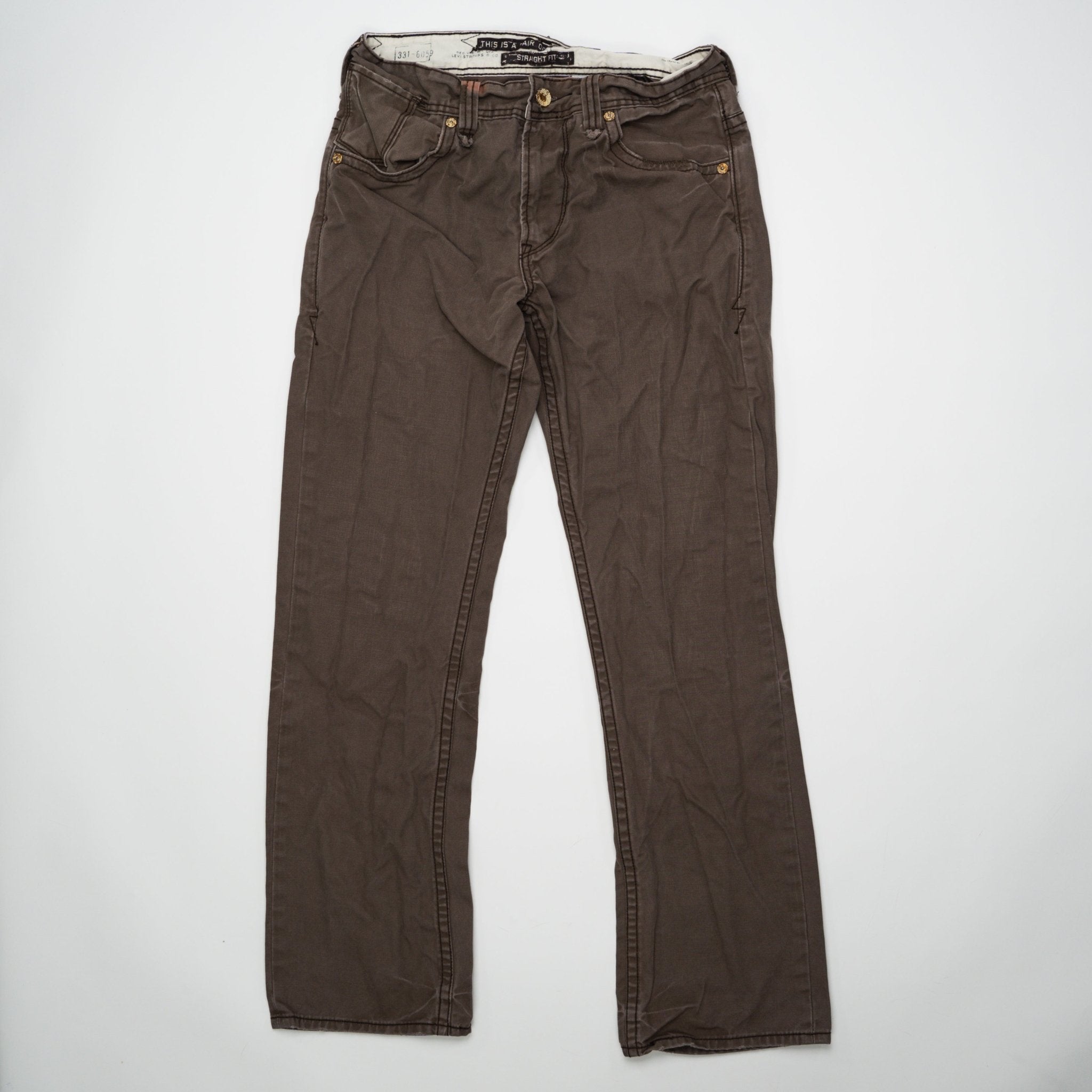 Vintage Brown Levi Straight Fit Original Jeans (30 x 32) | Rebalance Vintage.