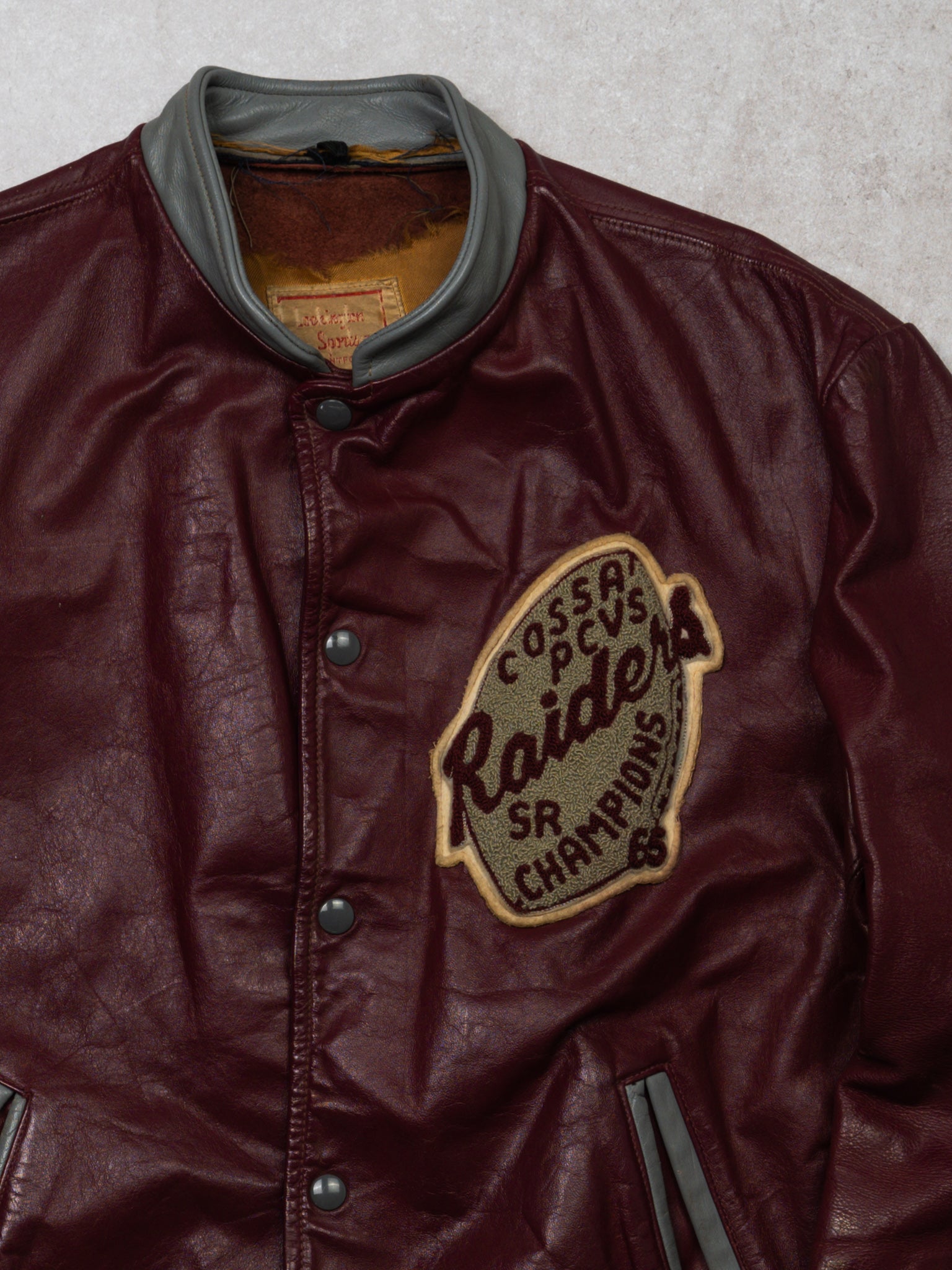 Vintage 1965 Maroon Cossa Raiders Champions Leather Jacket (M)
