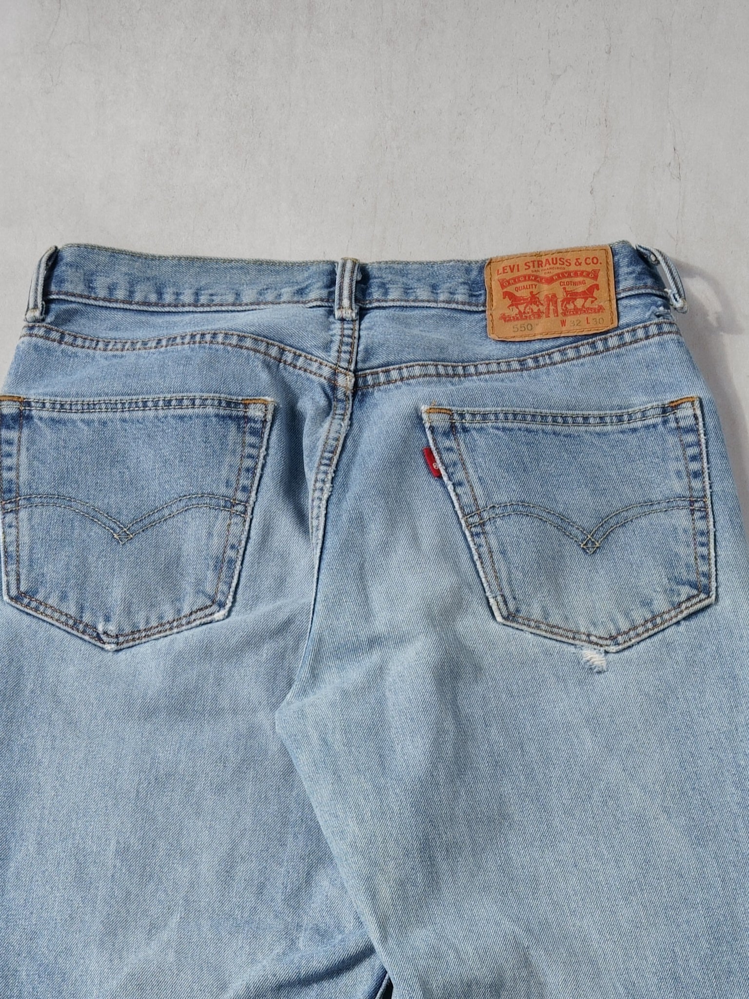 Vintage Y2K Blue Levi's 550 Denim Jeans (30x29)