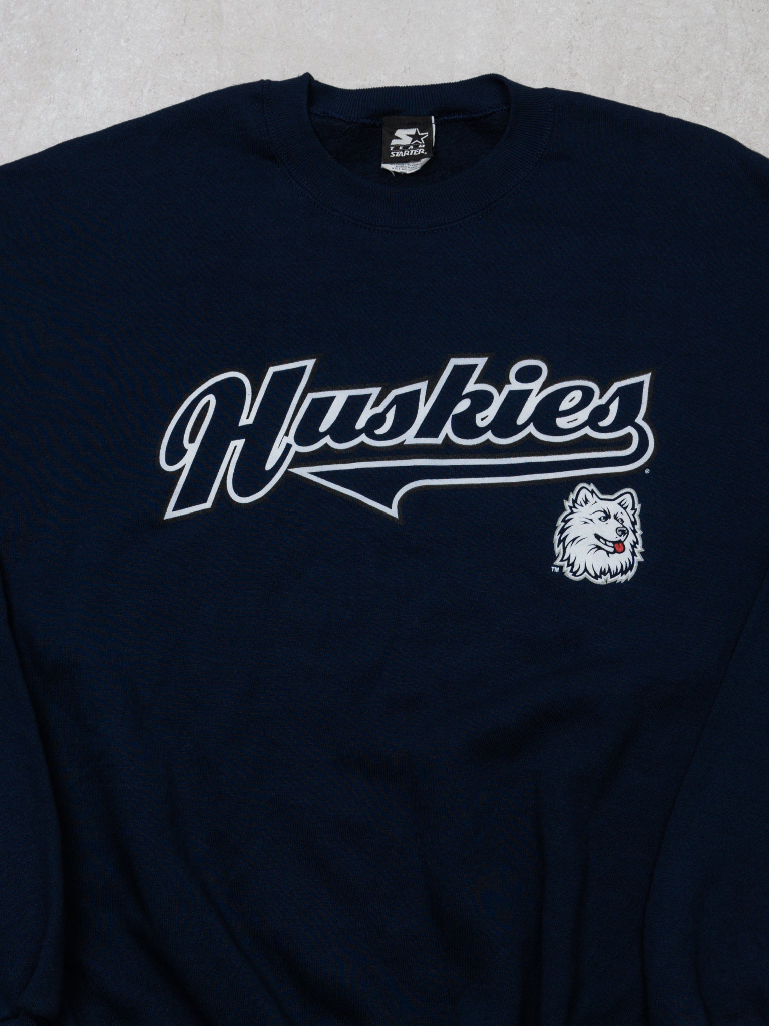 Vintage 90s Dark Blue Huskies x Starter Crewneck (L)