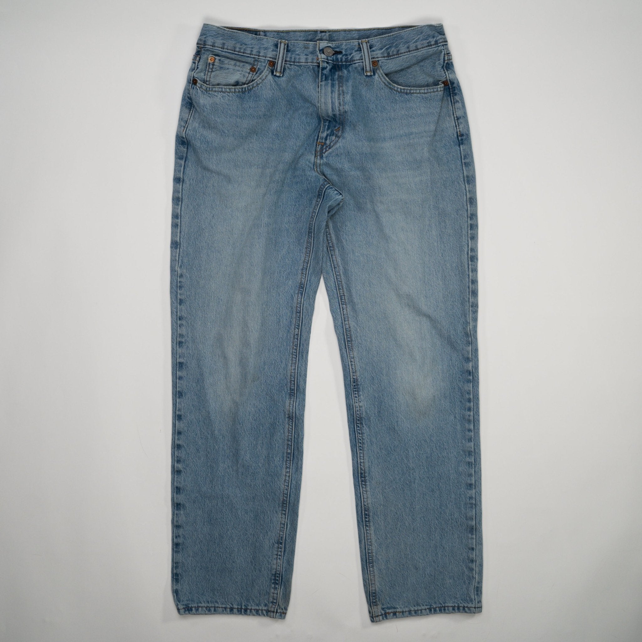 Vintage Blue 541 Levi Jeans (32 x 32) | Rebalance Vintage.