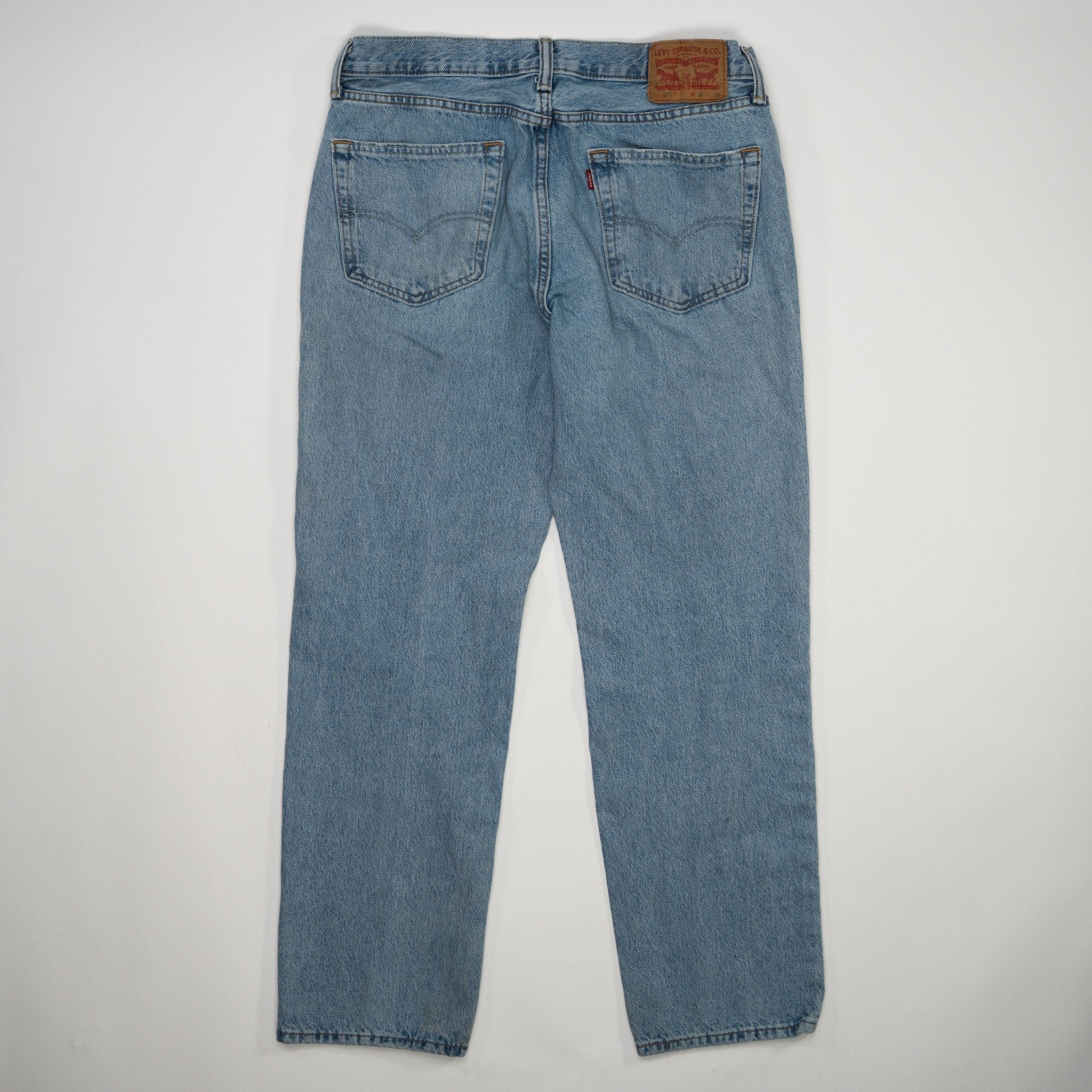 Vintage Blue 541 Levi Jeans (32 x 32) | Rebalance Vintage.