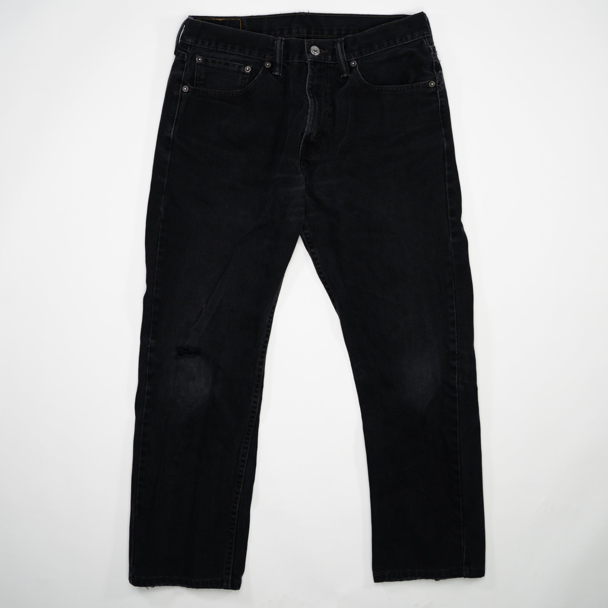 Vintage Black 505 Levi Jeans w/ rip  (32 x 29)