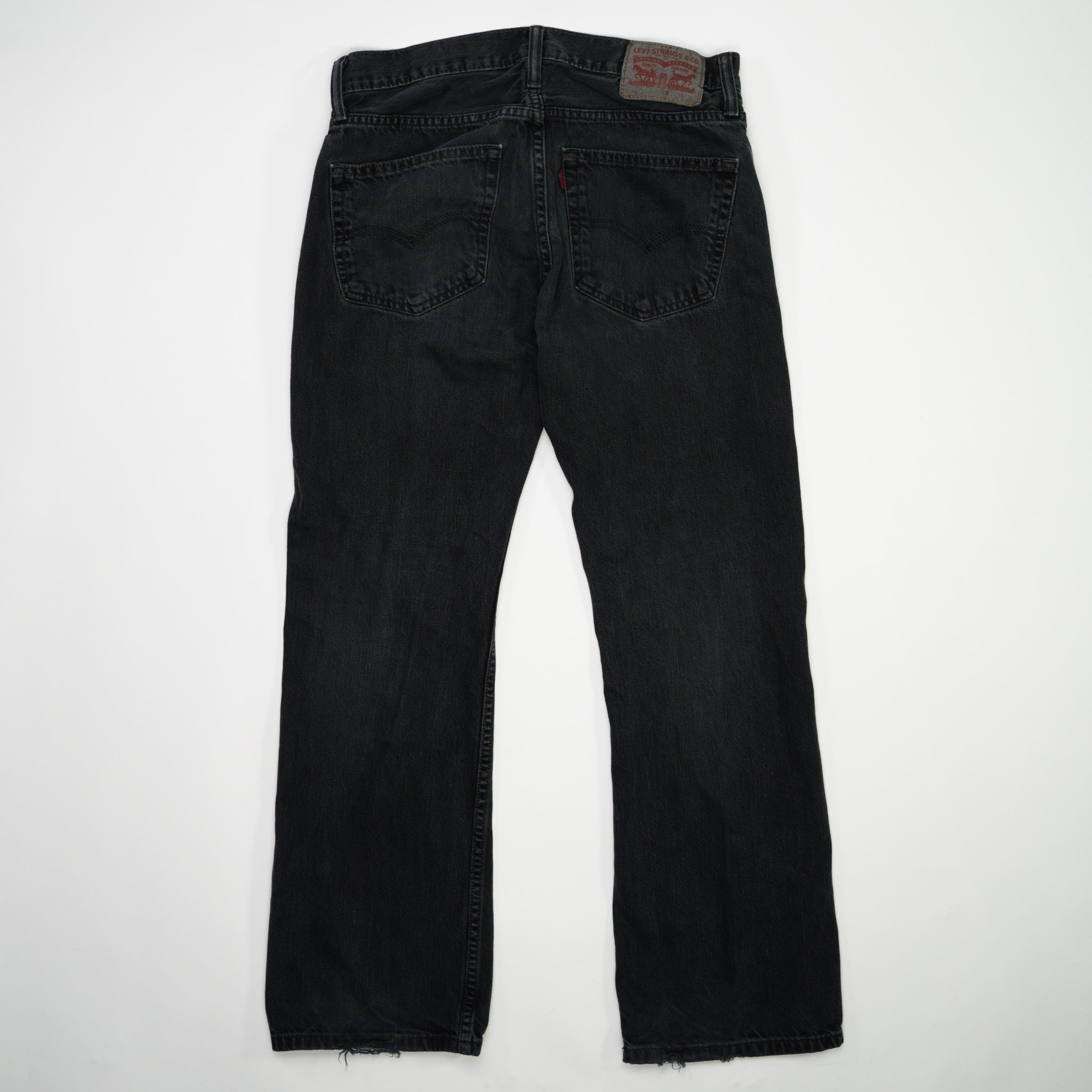 Vintage 90s Black Levi Jeans (32 x 30) | Rebalance Vintage.