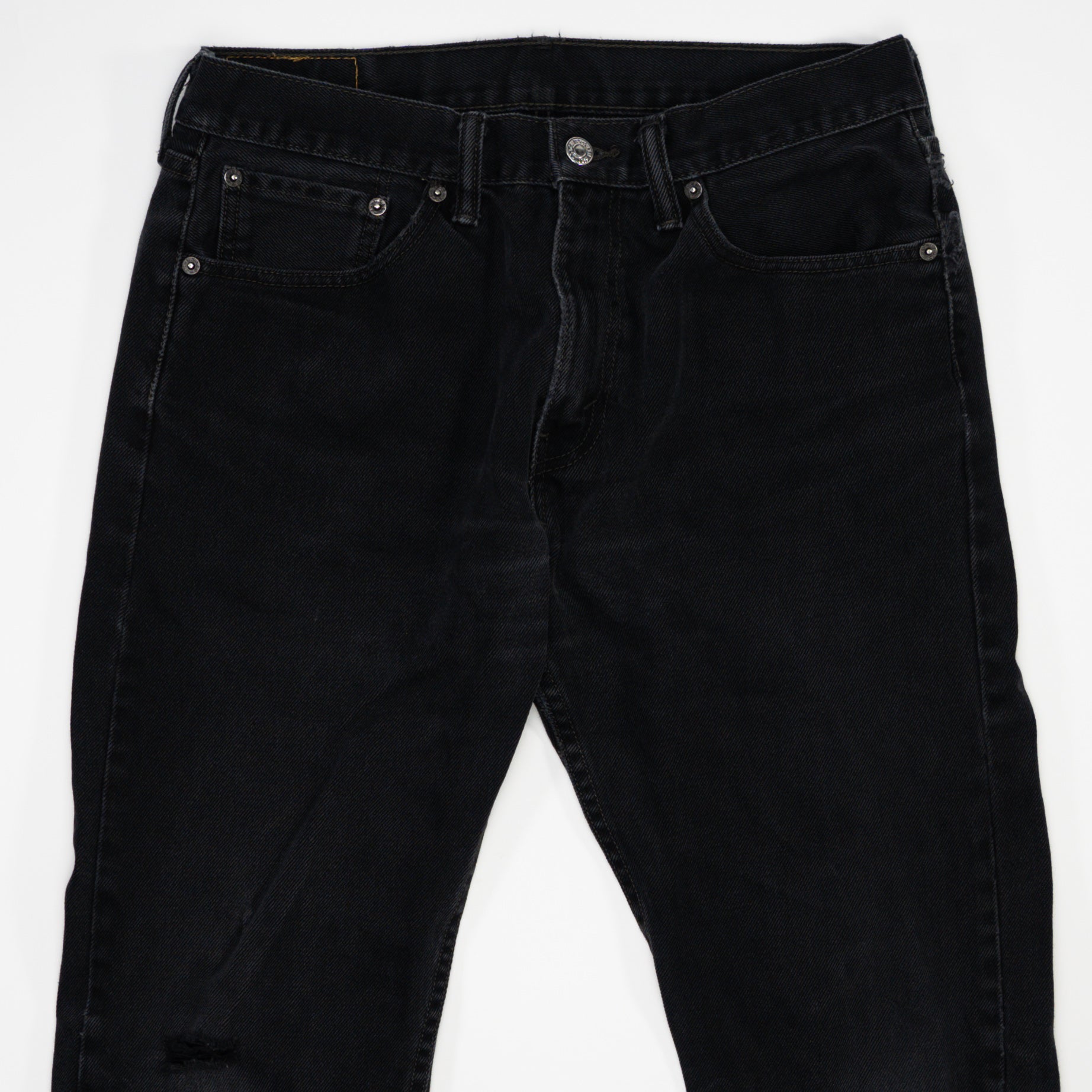 Vintage Black 505 Levi Jeans w/ rip  (32 x 29)