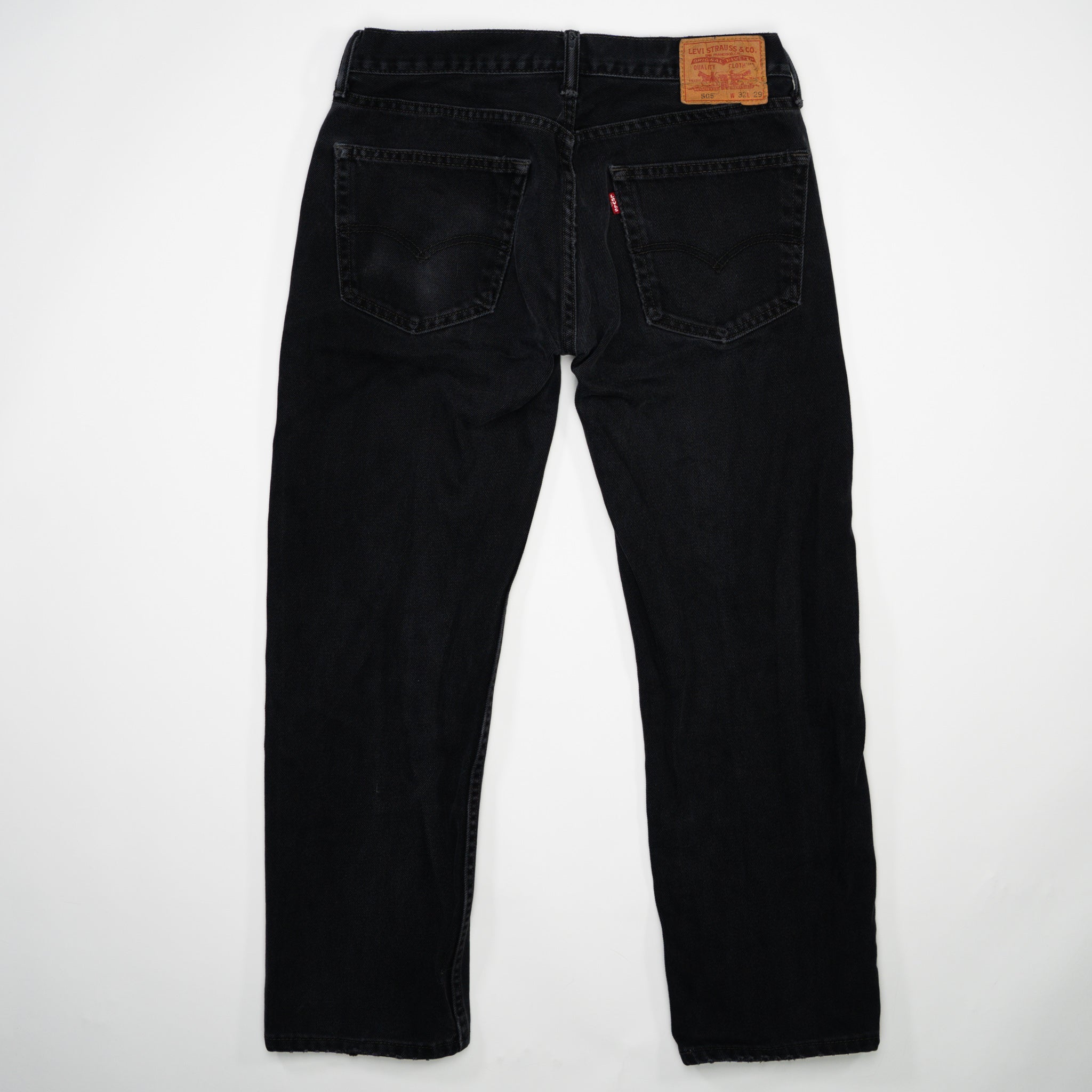 Vintage Black 505 Levi Jeans w/ rip  (32 x 29)