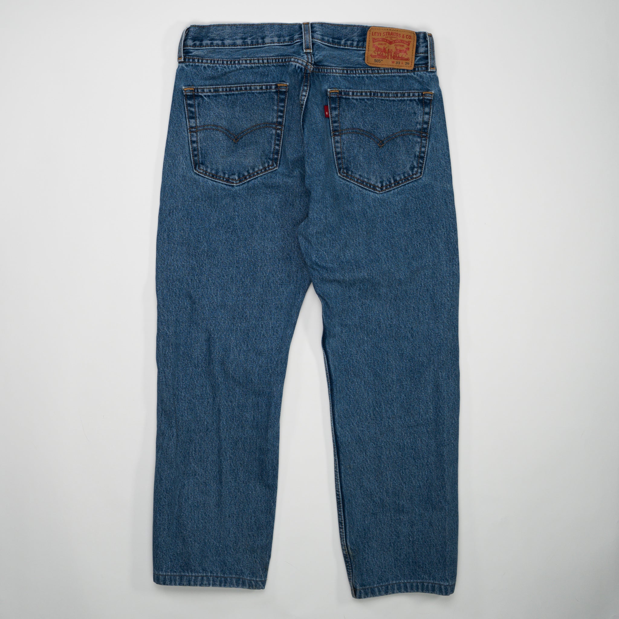 Vintage Blue Levi 505 Jeans (33 x 29) | Rebalance Vintage.