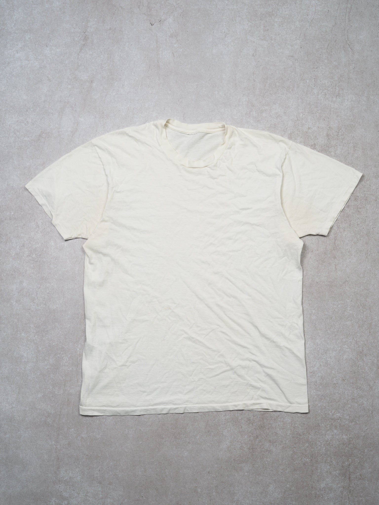 Vintage 90s Blank White Tee (S/M)