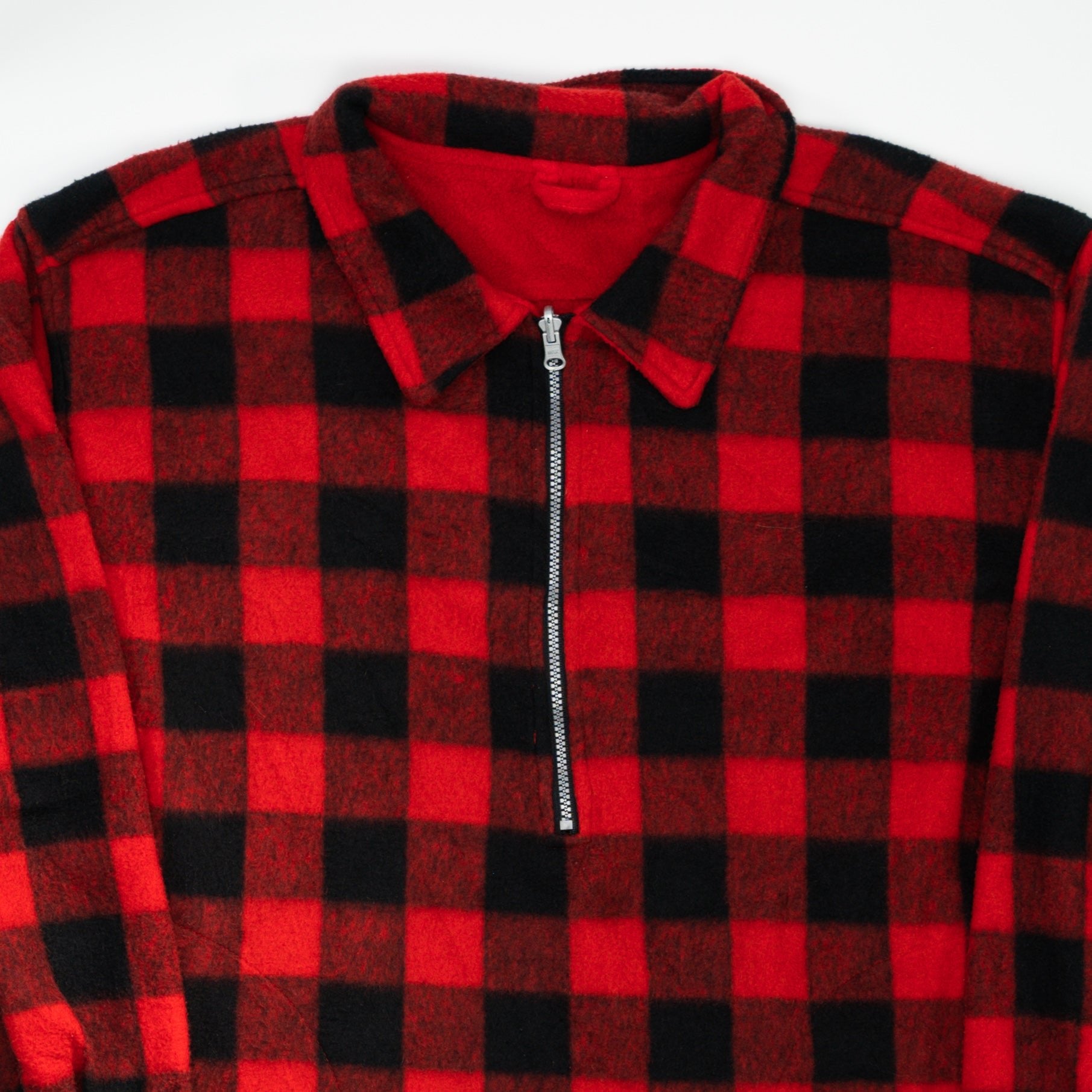 Vintage 90s Red + Black Checked Marlboro Fleece Sweater (XL)