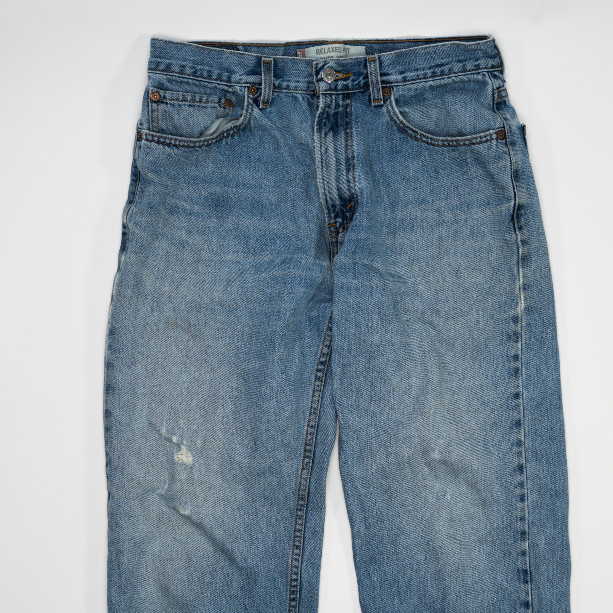 Vintage Blue Levi 550 w/ Rips (33 x 32) | Rebalance Vintage.