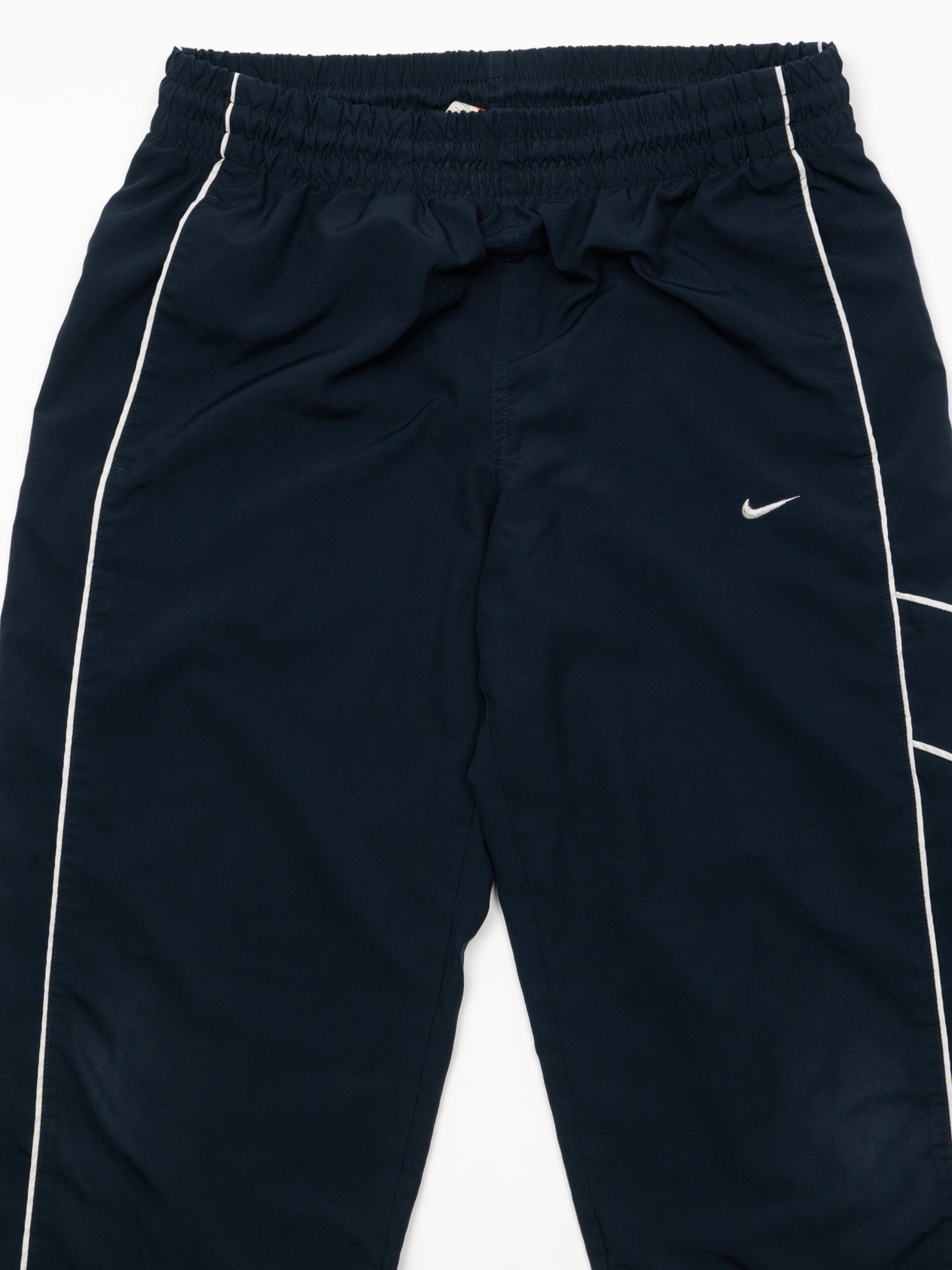 Vintage Navy + White Nike WIndbreaker Pants (M 30 x 30)