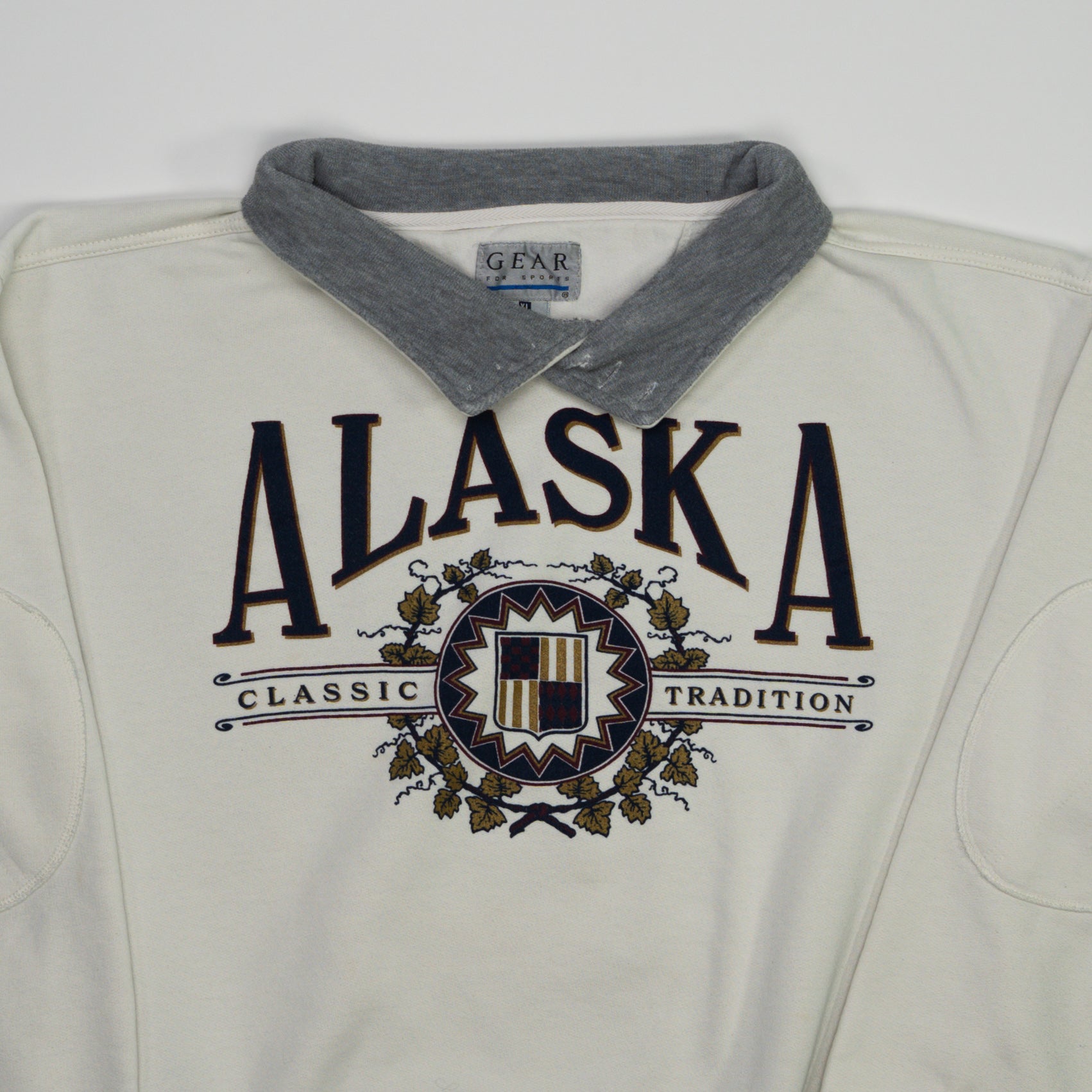 Vintage Cream Alaska Classic Tradition Collared Crewneck (L)