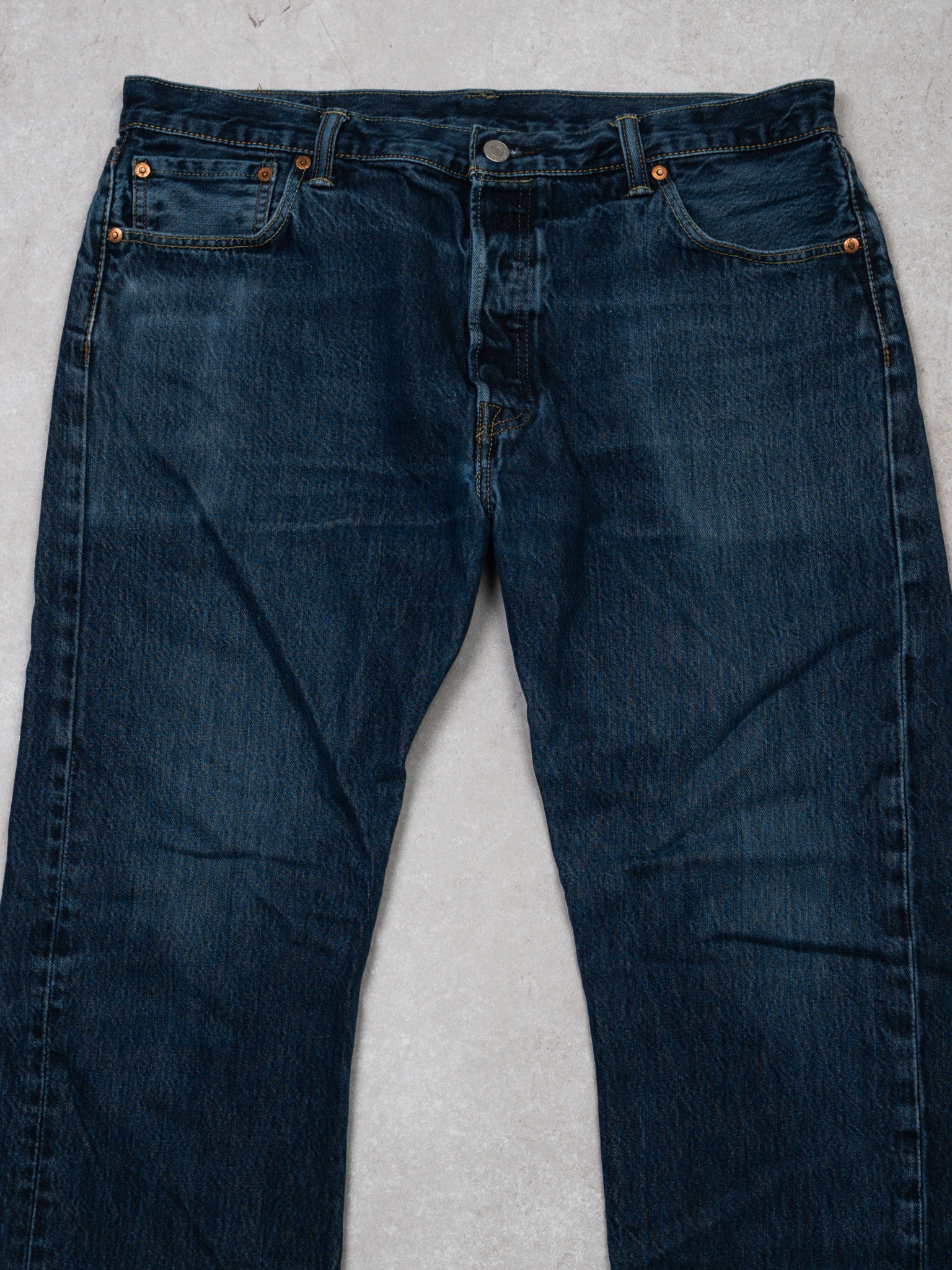 Vintage Dark Blue 501 Levi Jeans (36 x 30)