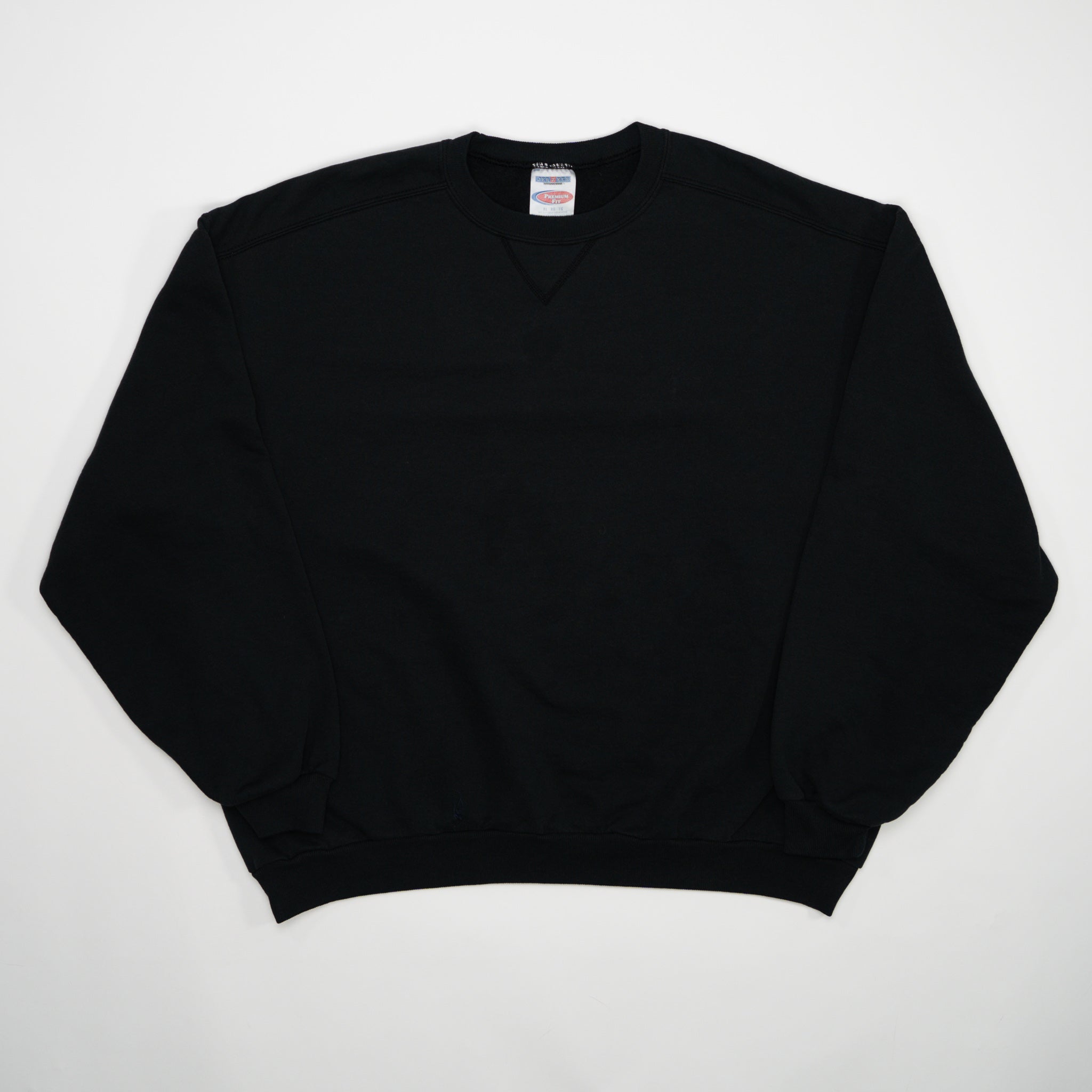 Vintage 90s Black Jerzee Blank Crewneck (L) | Rebalance Vintage.