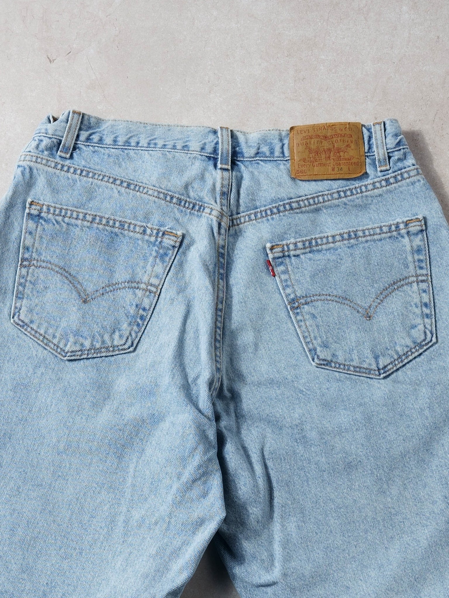 Vintage 90s Washed Blue Levi's 560 Denim Jean Shorts (34x11)