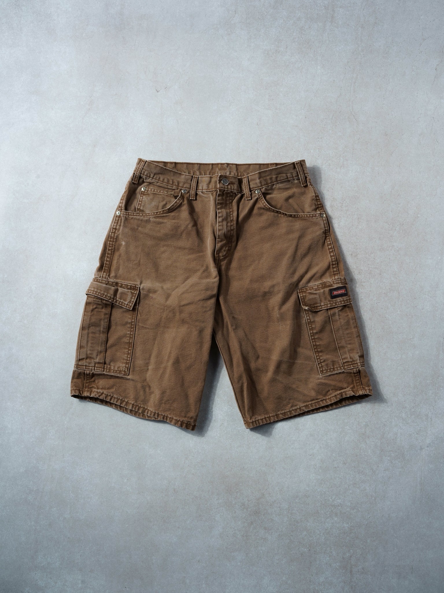 Vintage 90s Sun Faded Brown Dickies Cargo Shorts (34x13)