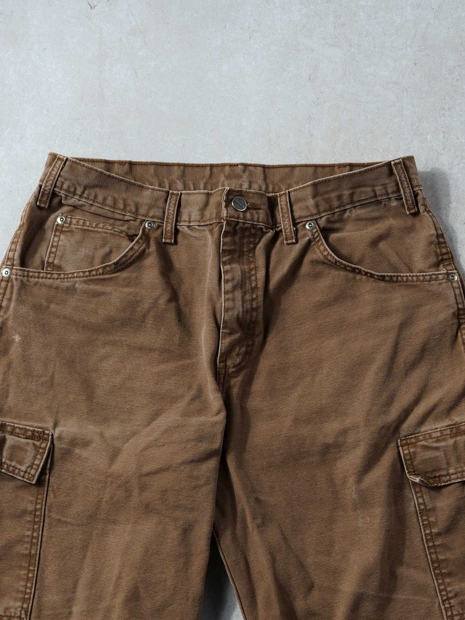 Vintage 90s Sun Faded Brown Dickies Cargo Shorts (34x13)