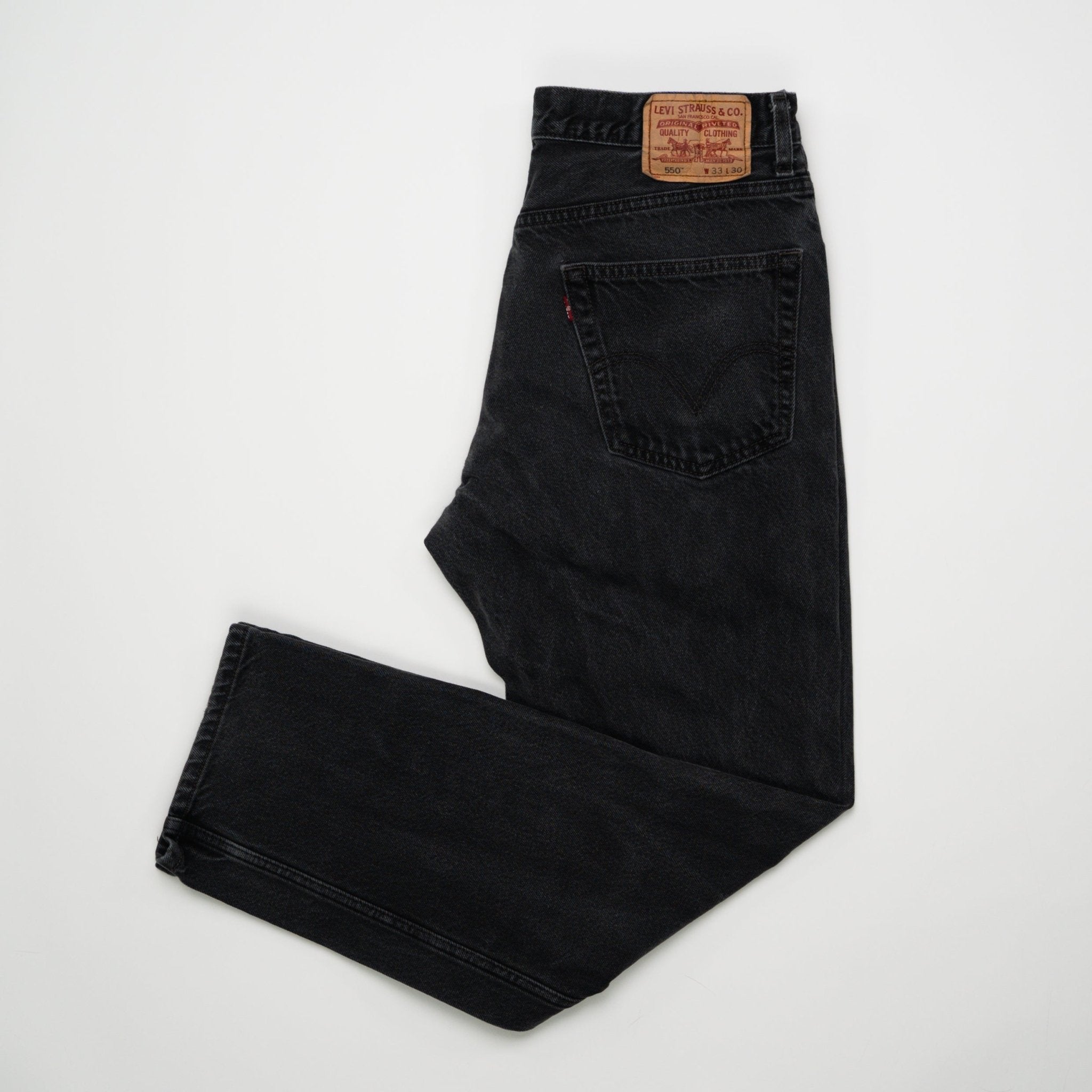 Vintage Black 550 Levi Jeans (33 x 30) | Rebalance Vintage.