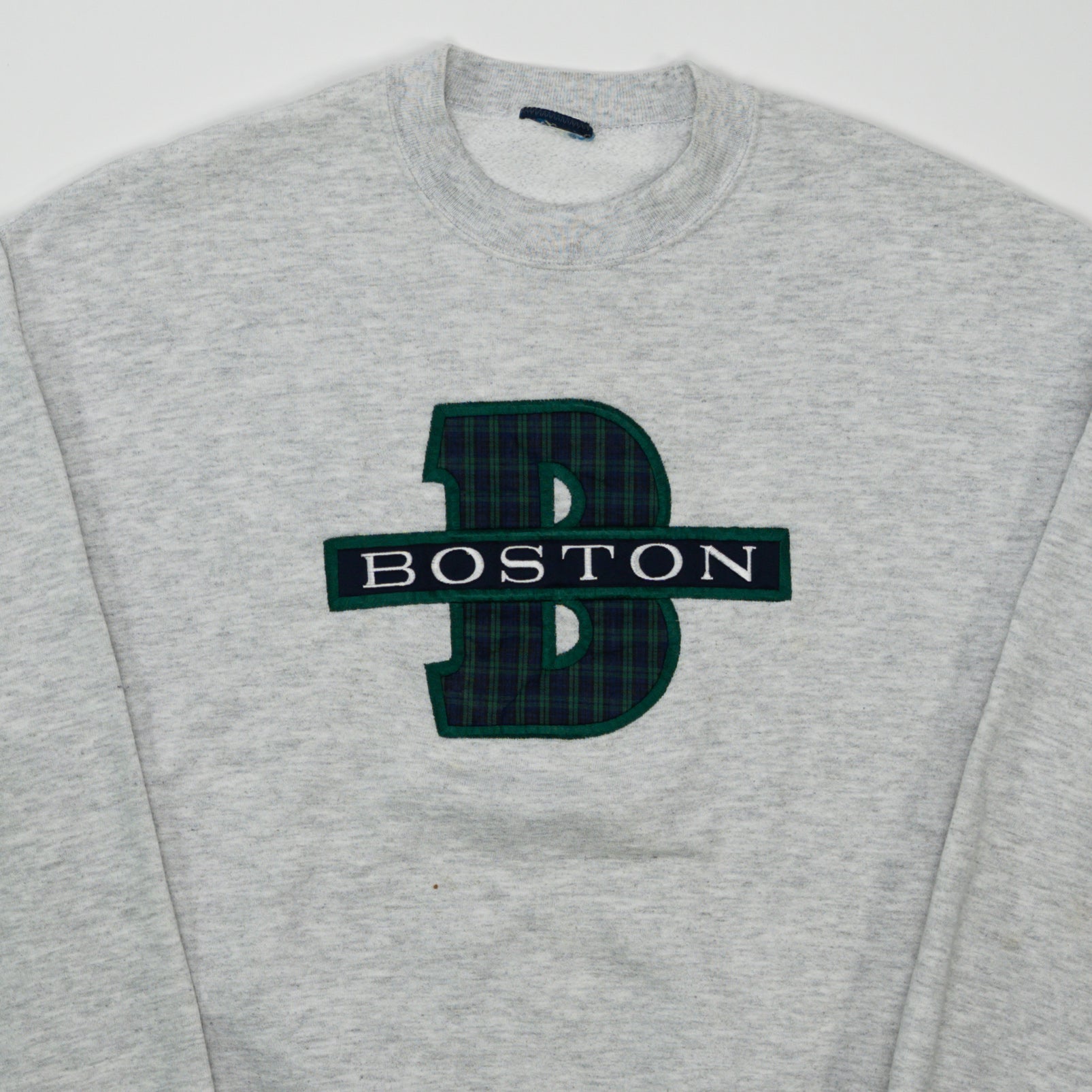 Vintage 90s Grey Boston 'B' Embroidered Crewneck (M)