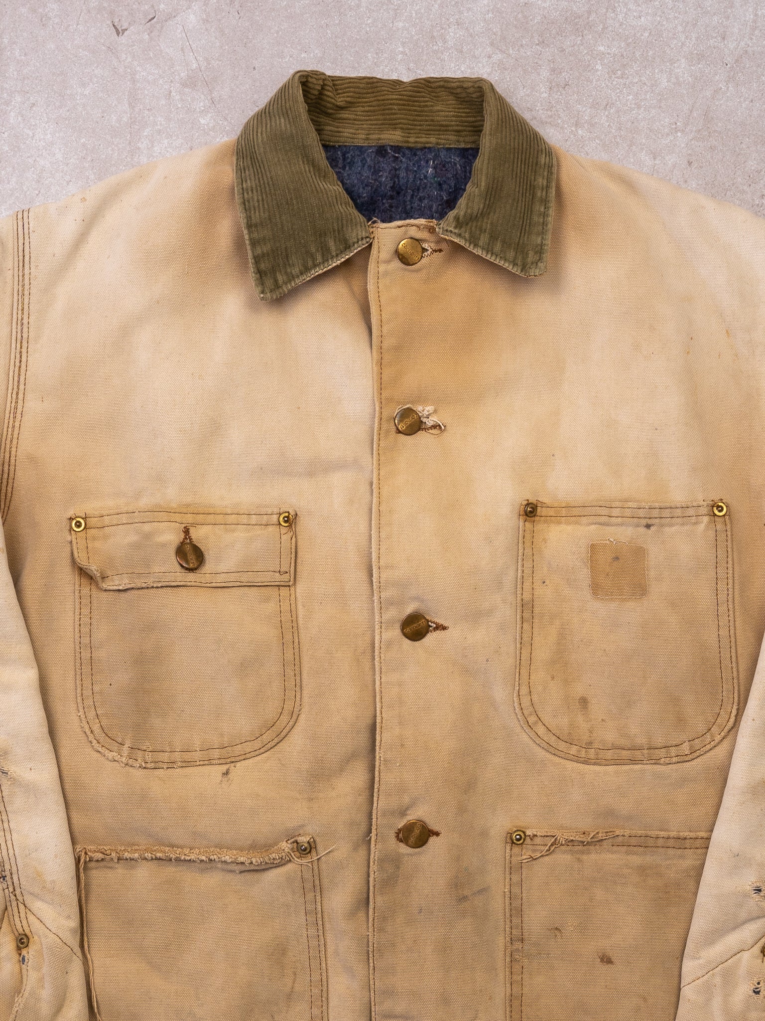 Vintage Rugged Biege Carhartt Blanket Lined Duck Chore Jacket (M/L)