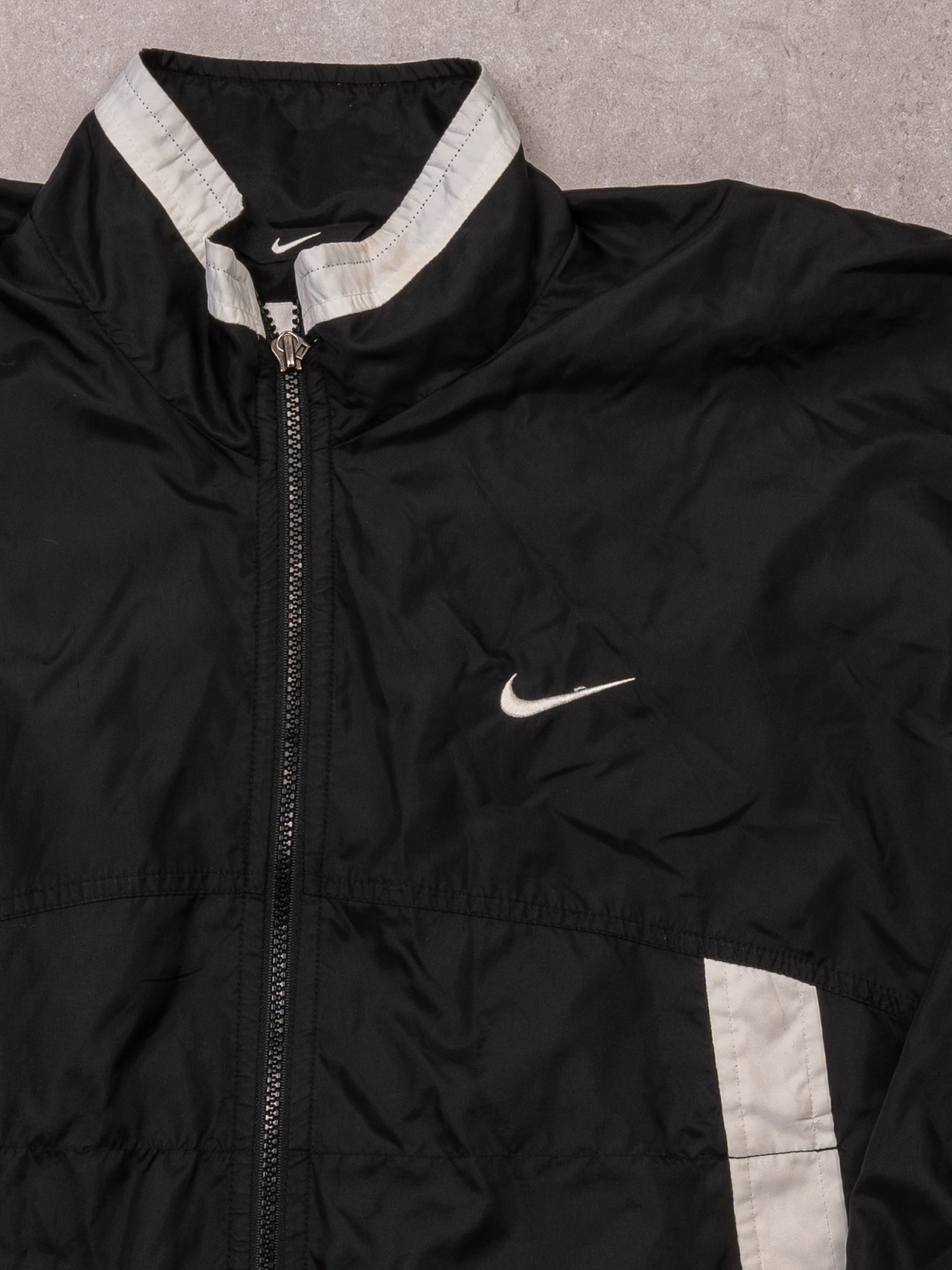 Vintage 90s Black + White Nike Windbreaker (M)