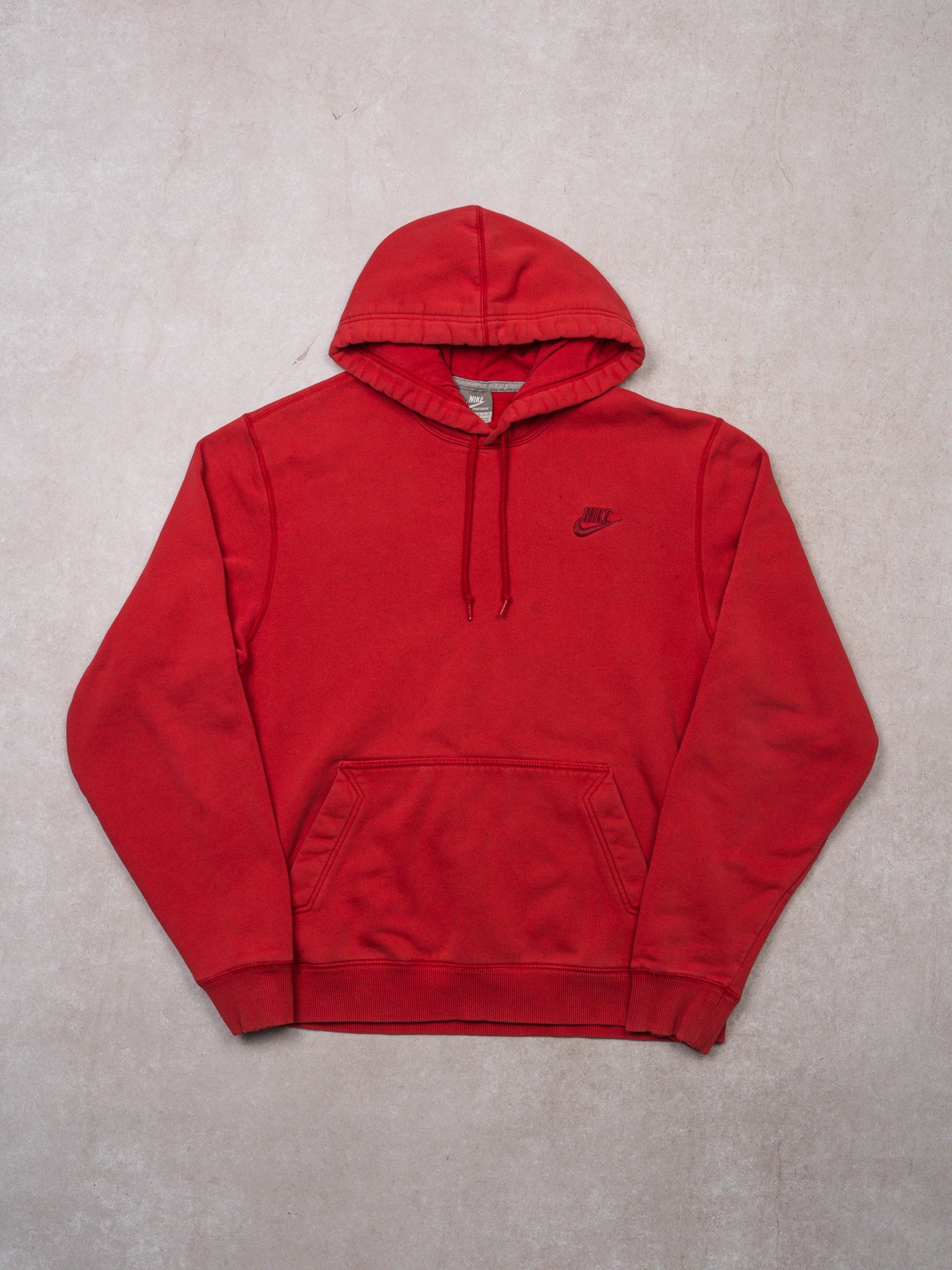 Vintage Y2K Red Nike Essential Hoodie (M)