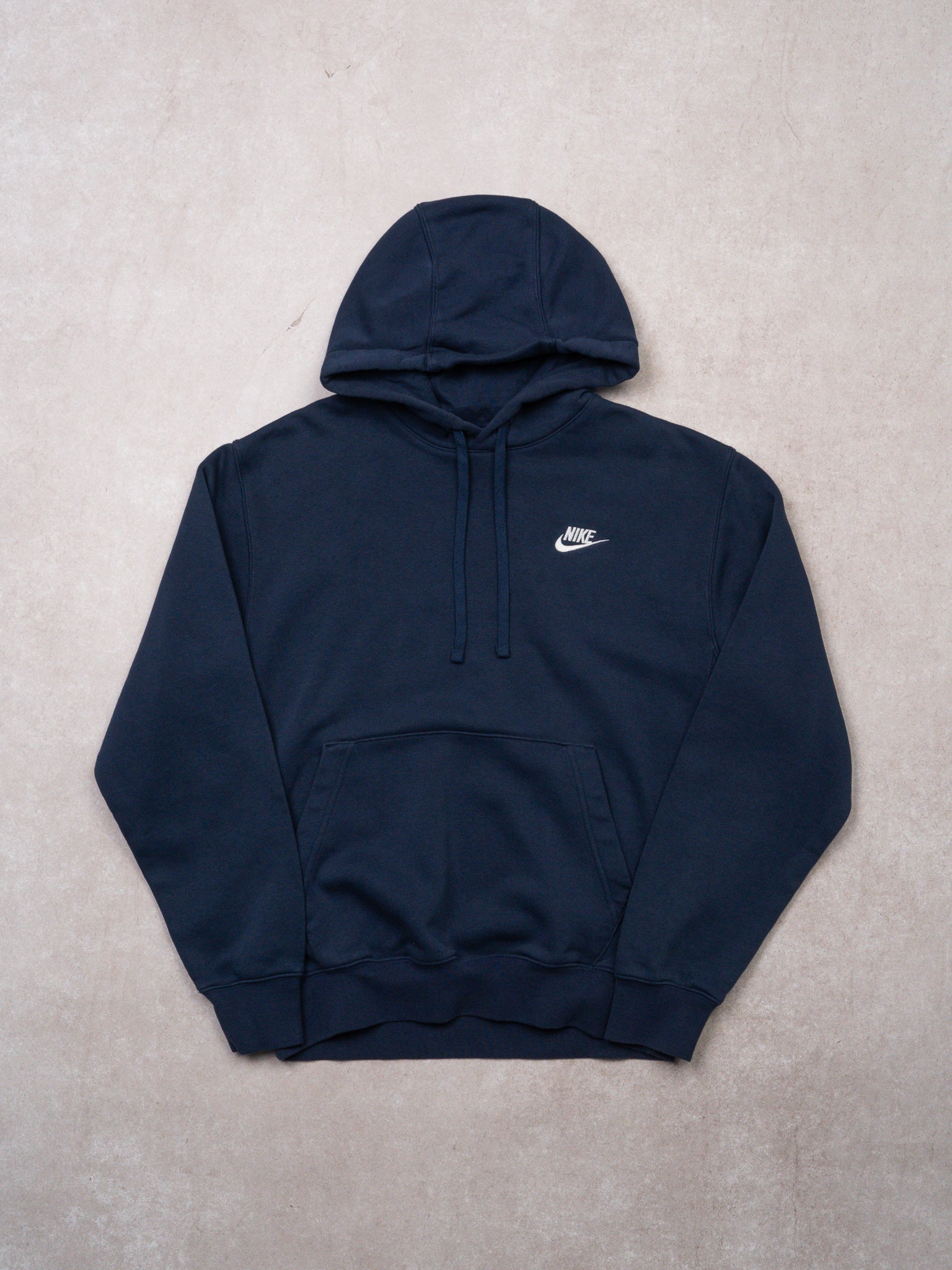 Vintage Y2K Navy Nike Essential Hoodie 2.0 (M)