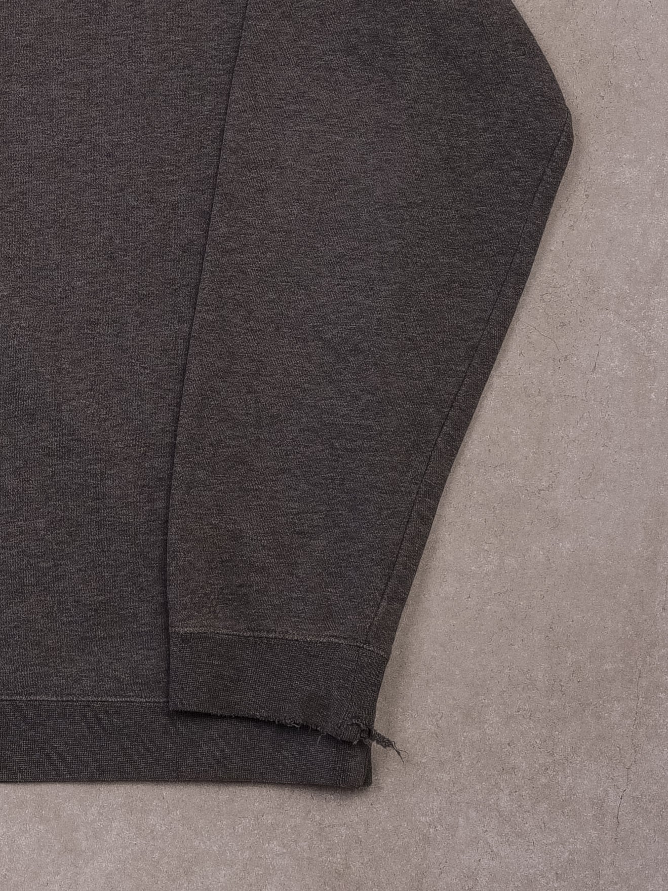 Vintage Y2K Grey Nike Spell Out Crewneck (L)