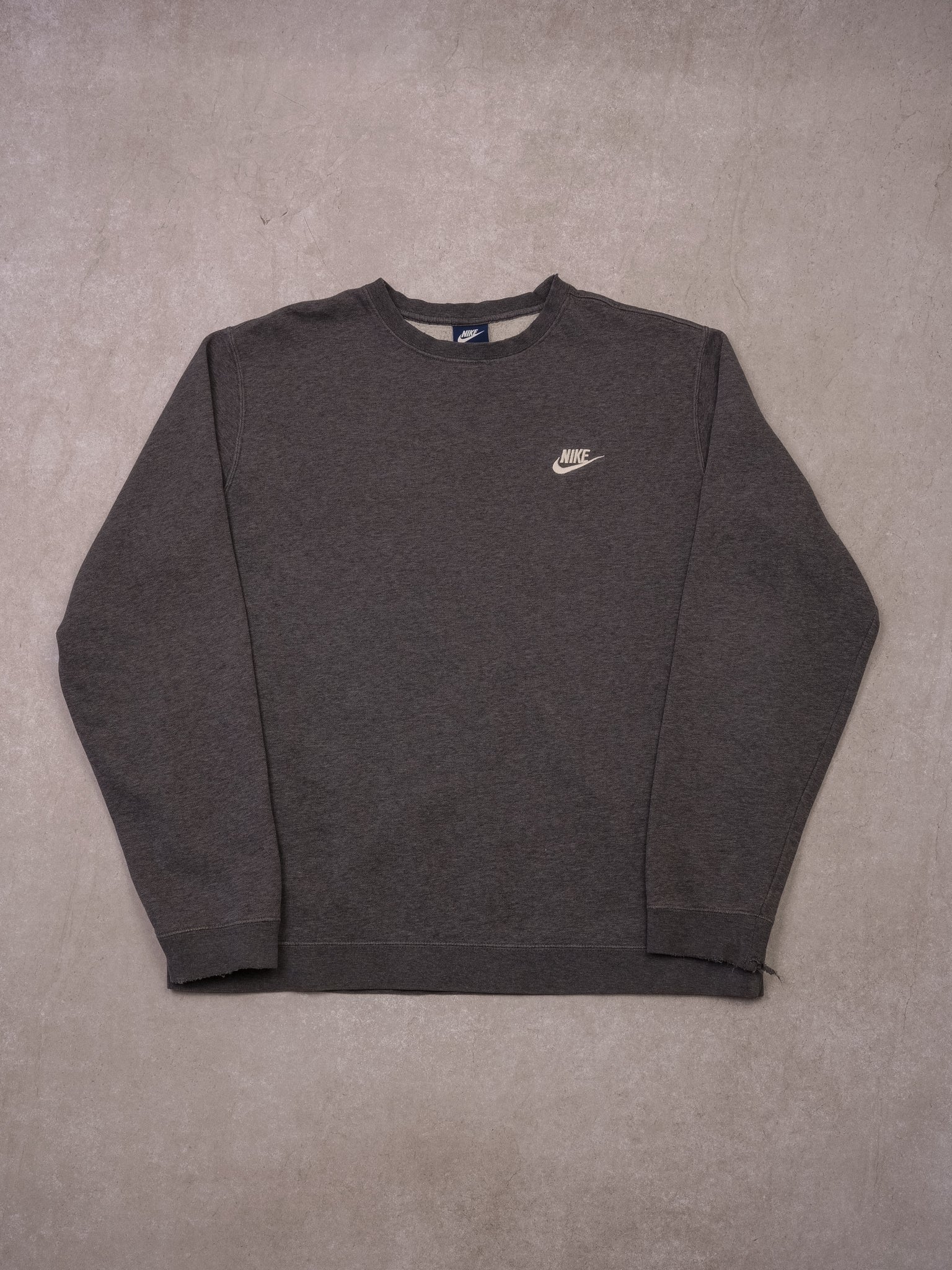 Vintage Y2K Grey Nike Spell Out Crewneck (L)