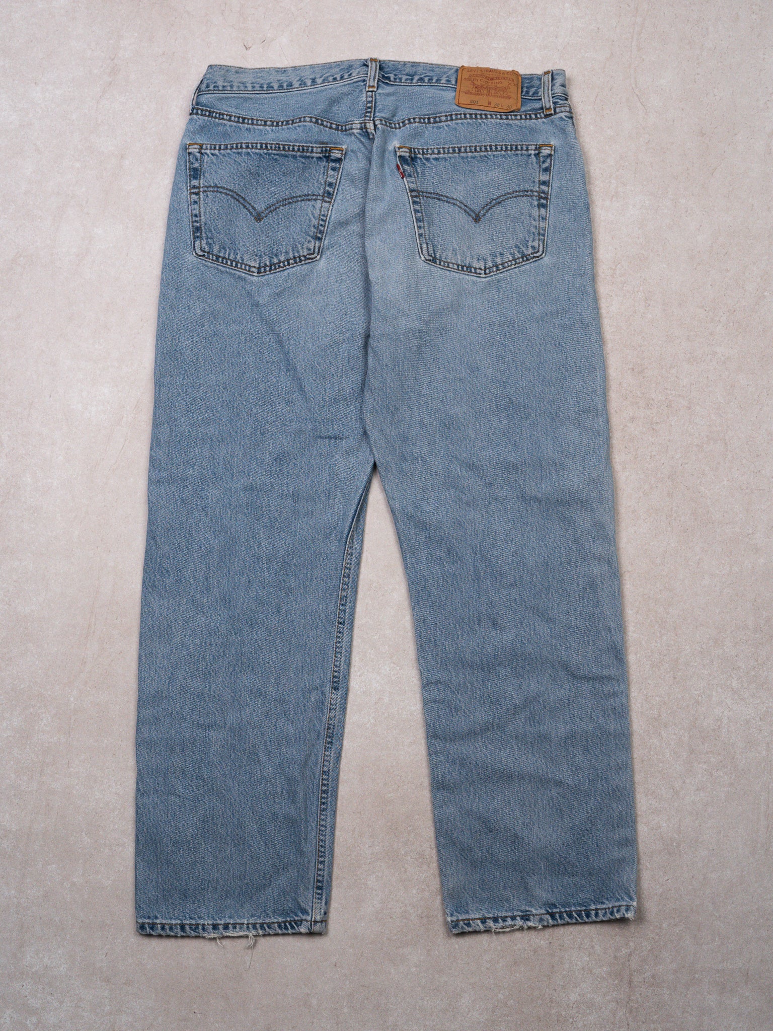 Vintage Light Blue 501 Levi Jeans (36 x 28)