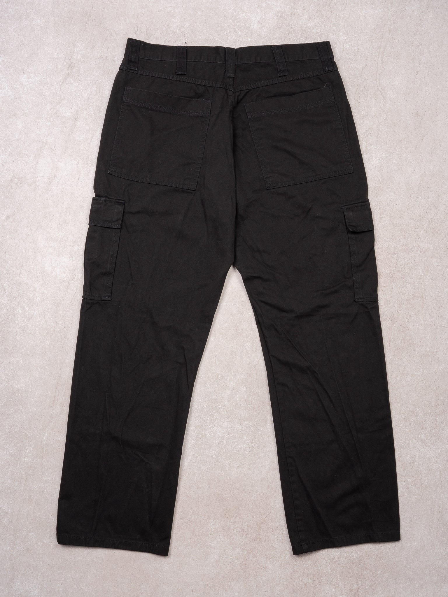 Vintage Black Wrangler Cargo Pants 2.0 (34 x 30)