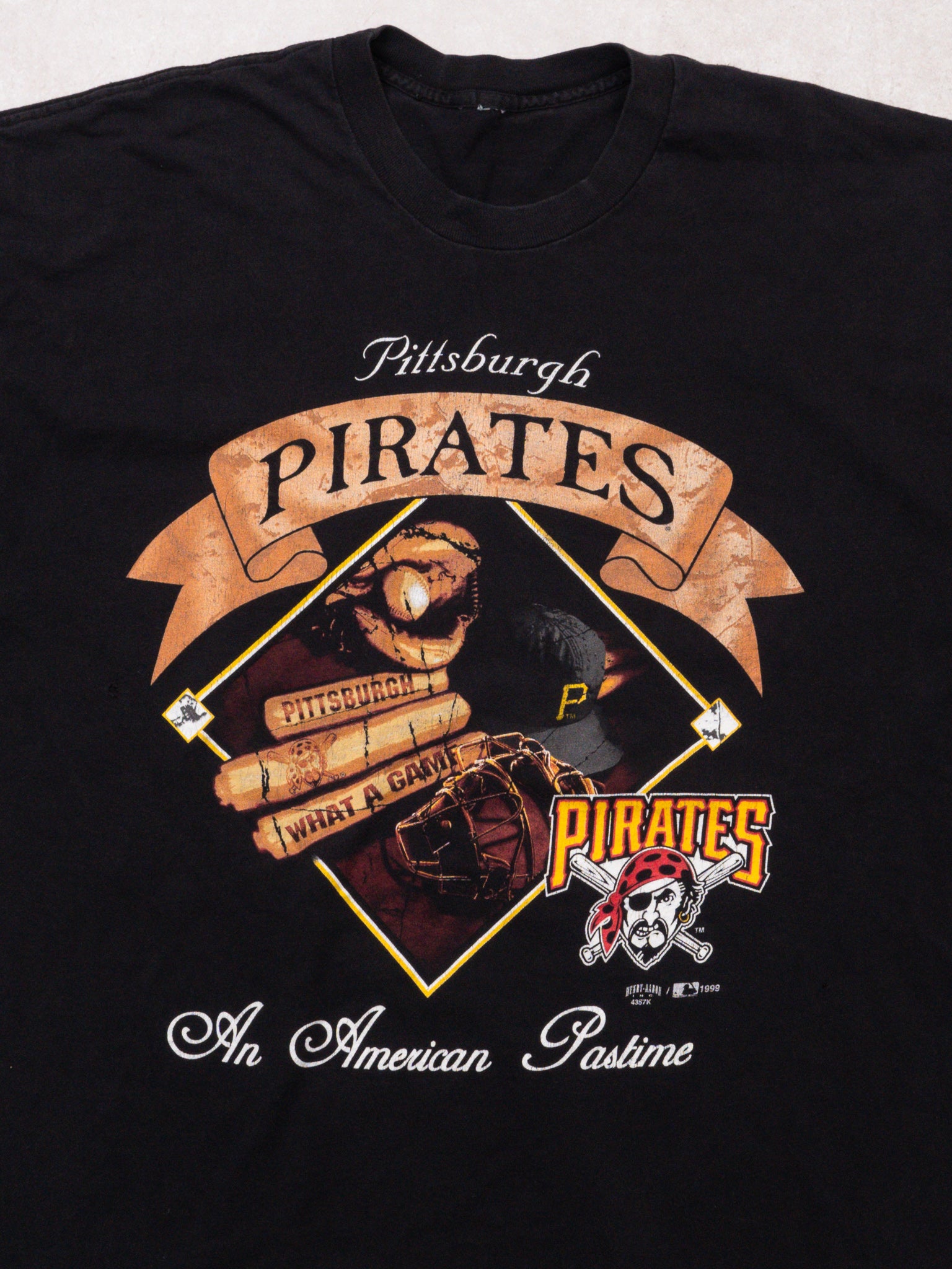 Vintage '99 Black Pirates American Pastime MLB Tee (XL)
