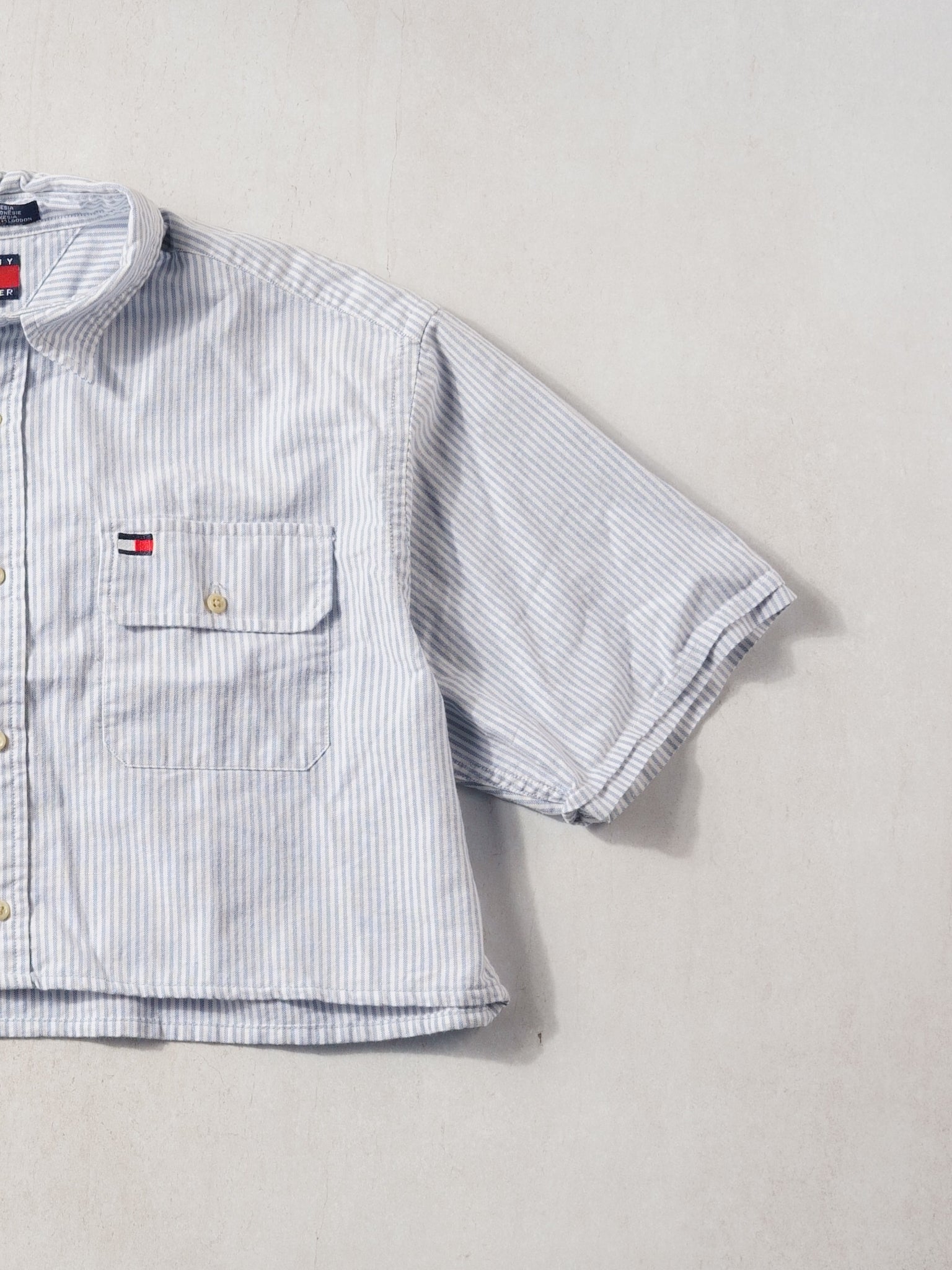 Vintage 90s White and Blue Stripe Tommy Hilfiger Collared Short Sleeve Button Up (M)