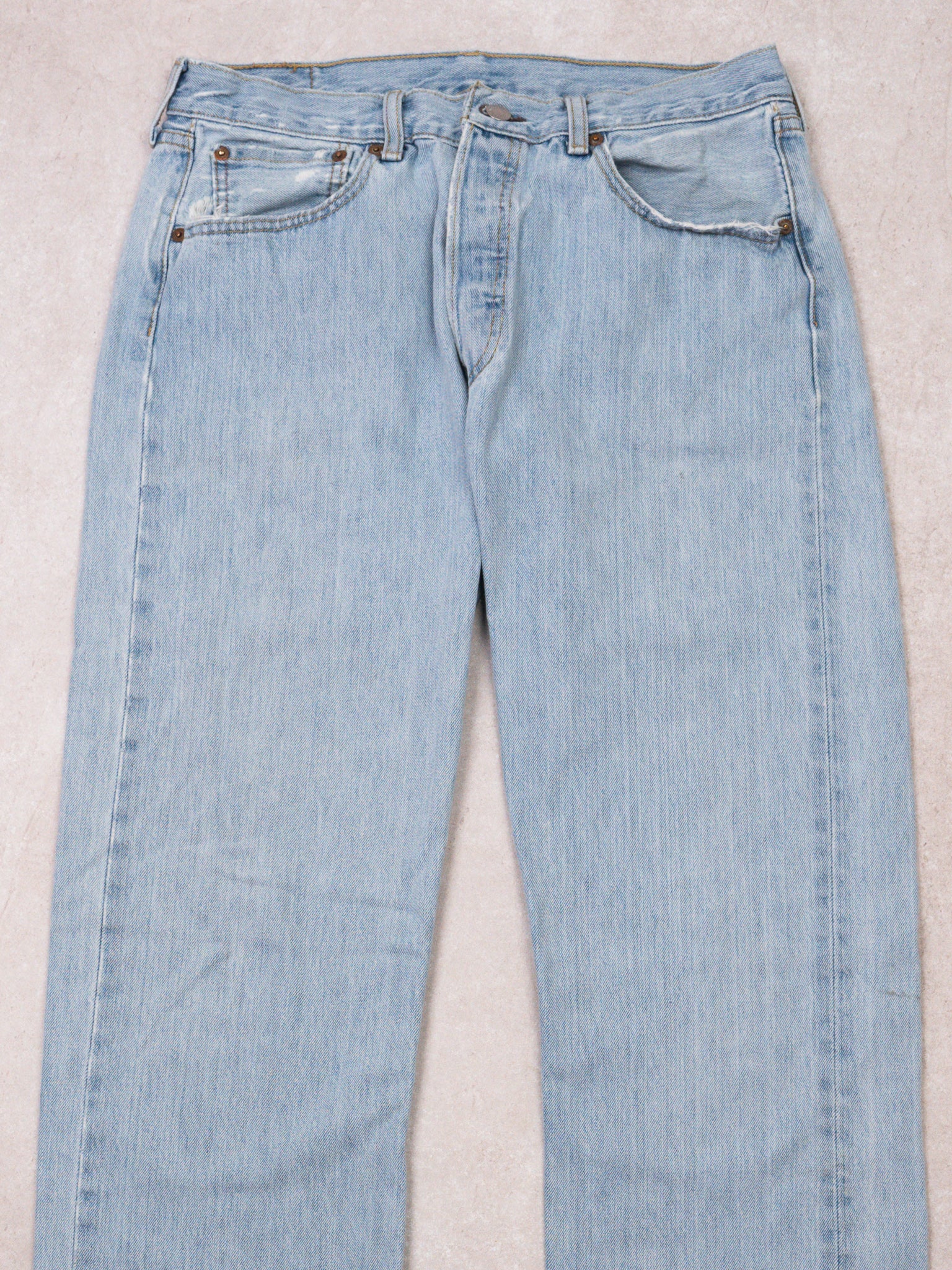 Vintage 90s Light Blue Levi Straight Leg Jeans  (32 x 34)