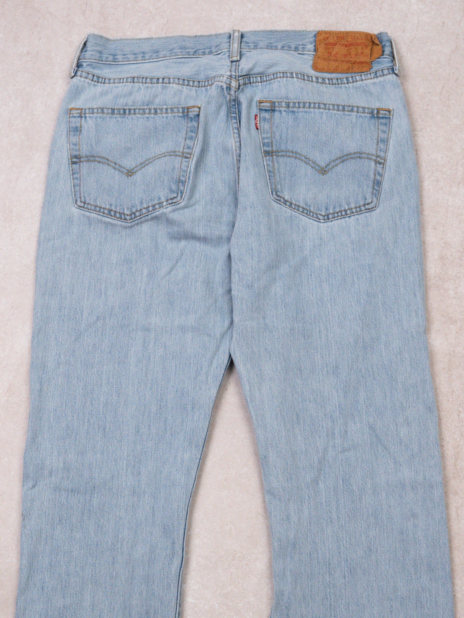 Vintage 90s Light Blue Levi Straight Leg Jeans  (32 x 34)