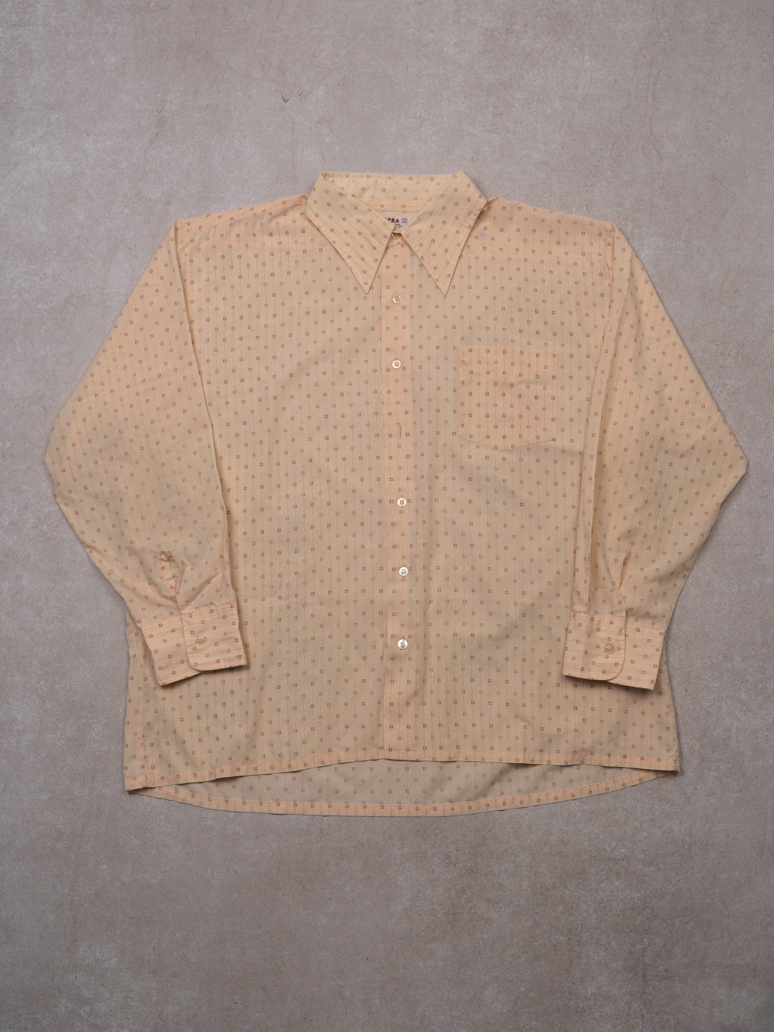 Vintage 70s Peach Patterned Long Sleeve Dress Shirt (XL)