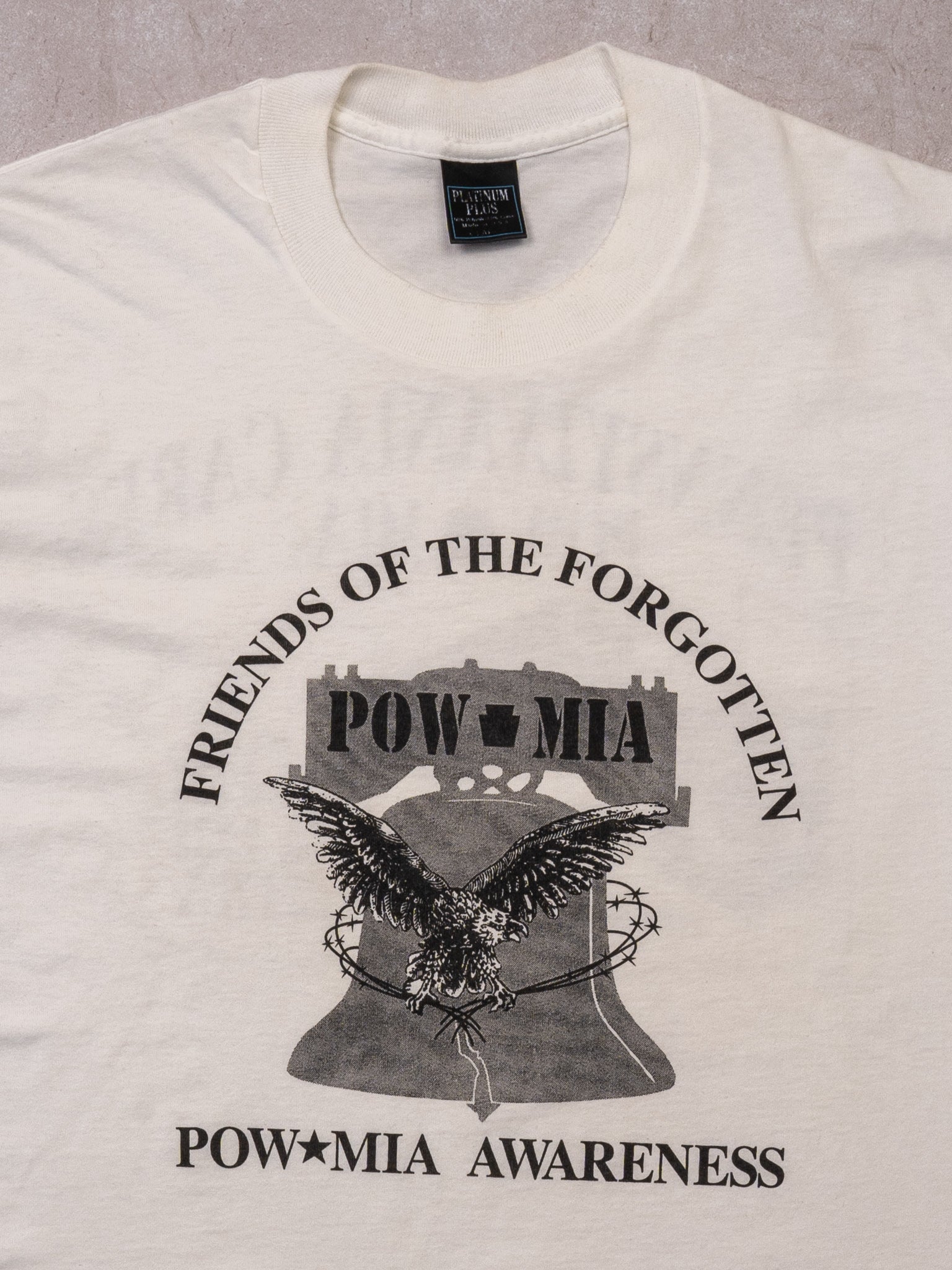 Vintage 90s White Pow Mia PA Club Tee (M)