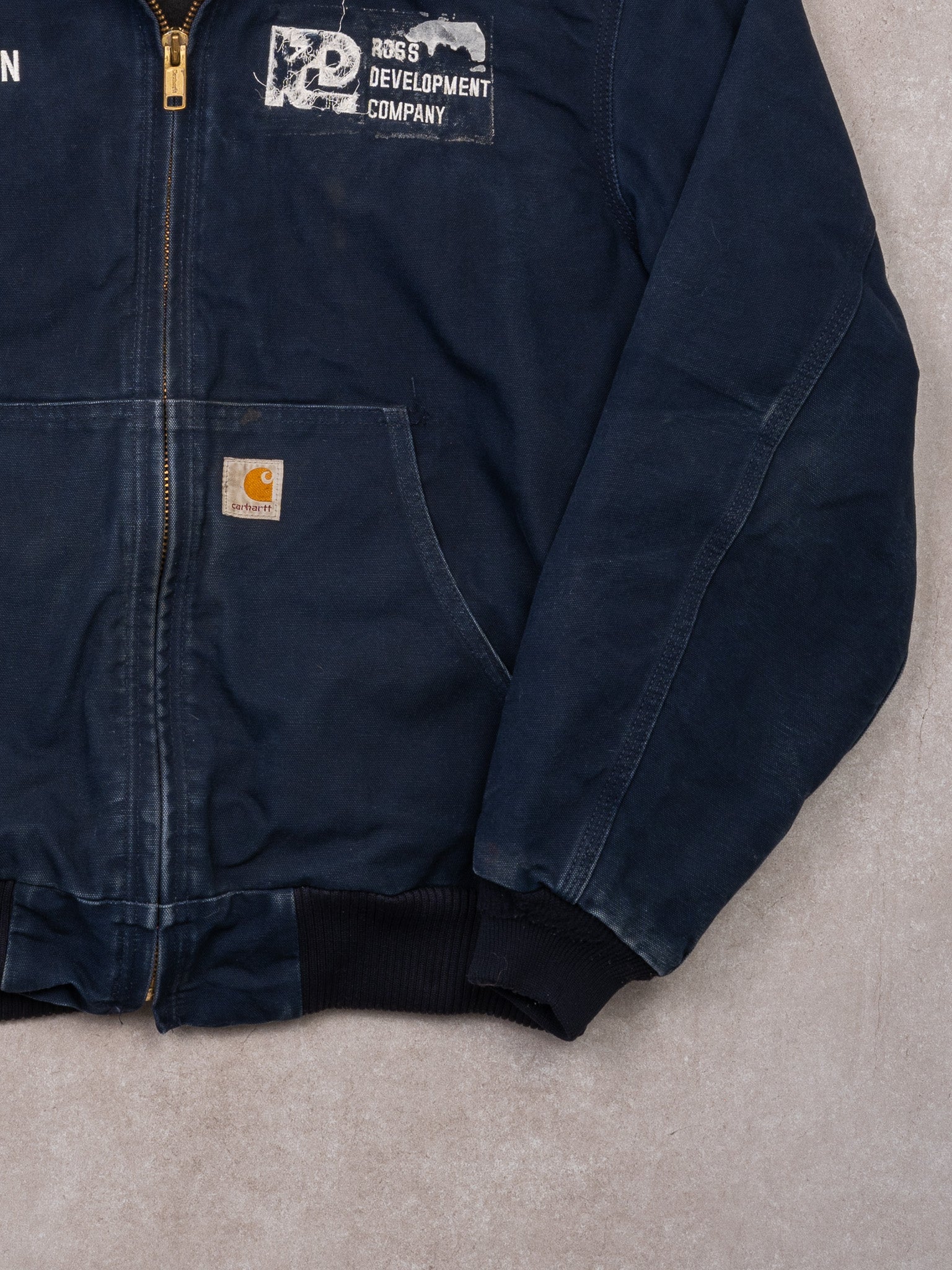 Vintage 90s Dark Blue Carhartt Ross Develoment Duck Insulated Jacket (L)