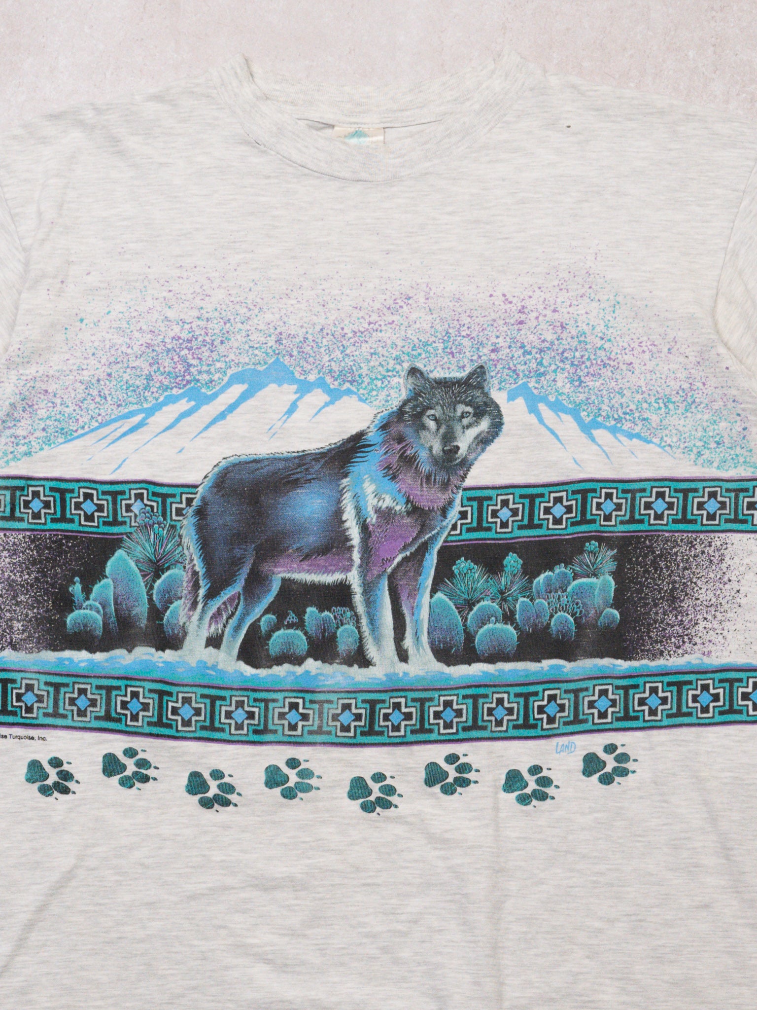 Vintage 90s Grey + Blue Wolf Mountain Tee (L)