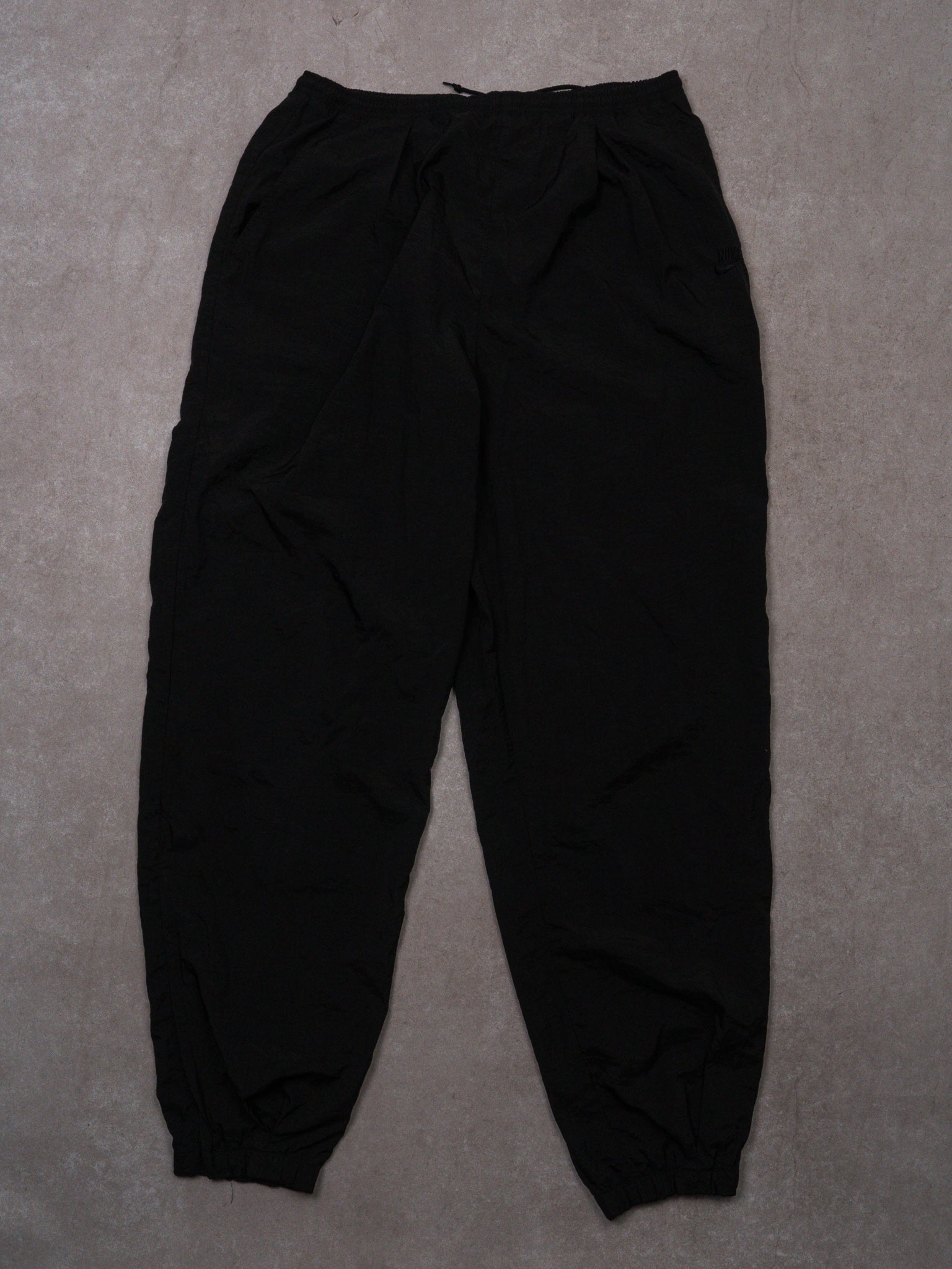 Vintage Black Nike Essential Windbreaker Pants (M/L)