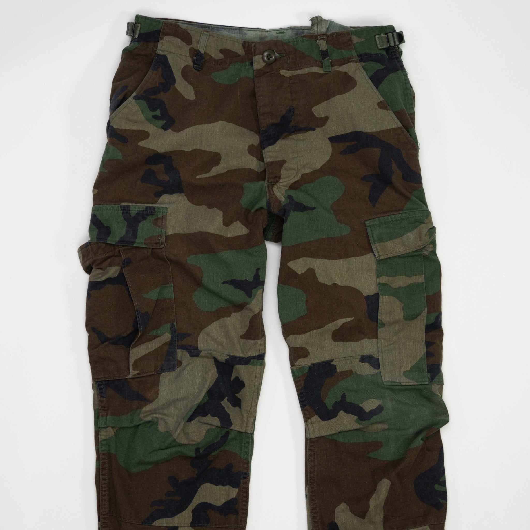 Vintage Army Camo Gargo Pants (30 x 30)