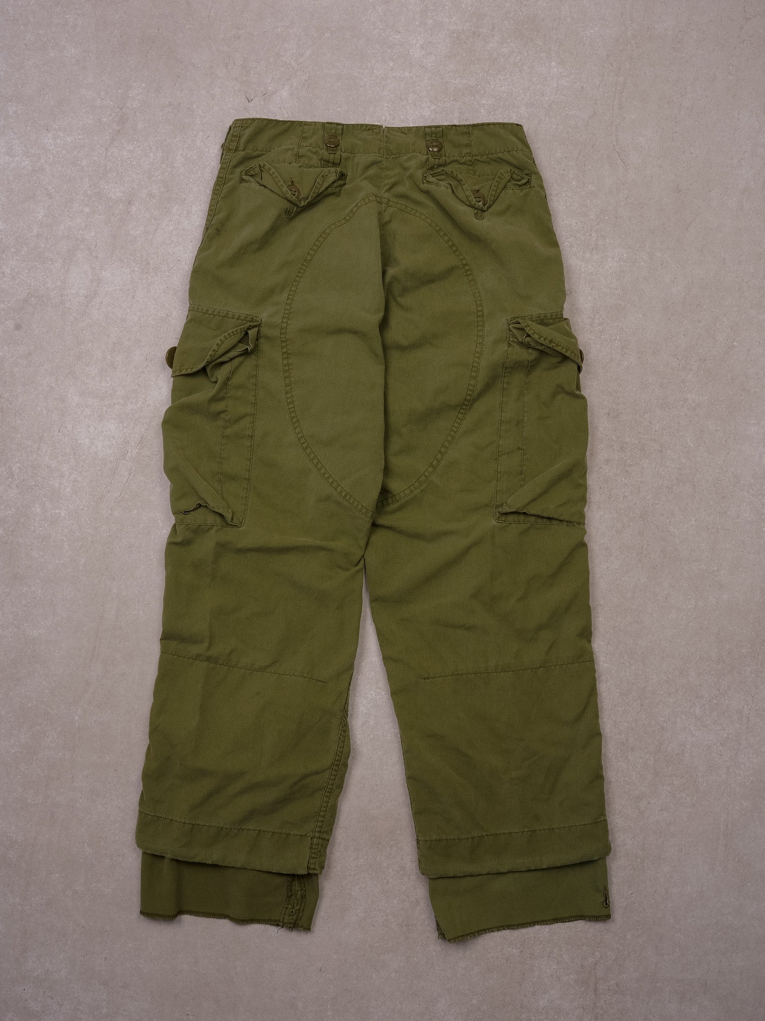 Vintage Army Green Combat Parachute Pants (30x28)