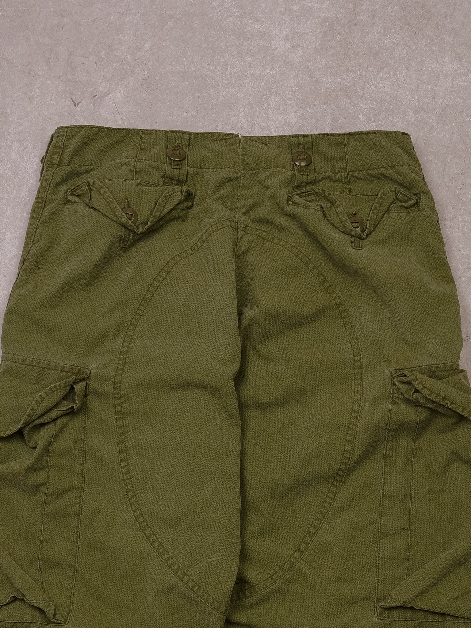 Vintage Army Green Combat Parachute Pants (30x28)