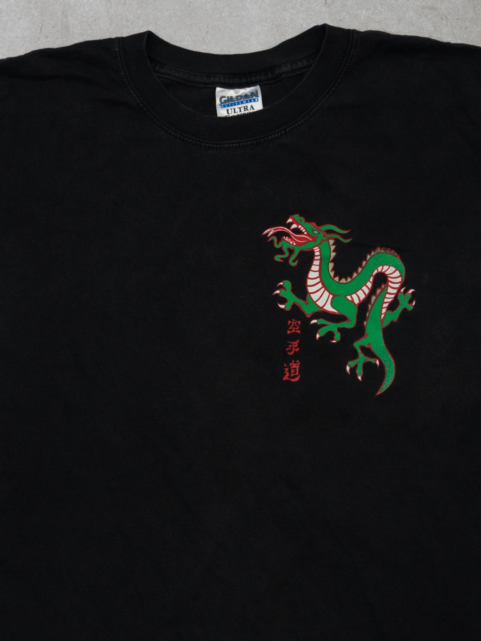 Vintage 90s Black Martial Arts Center Dragon Tee (L)